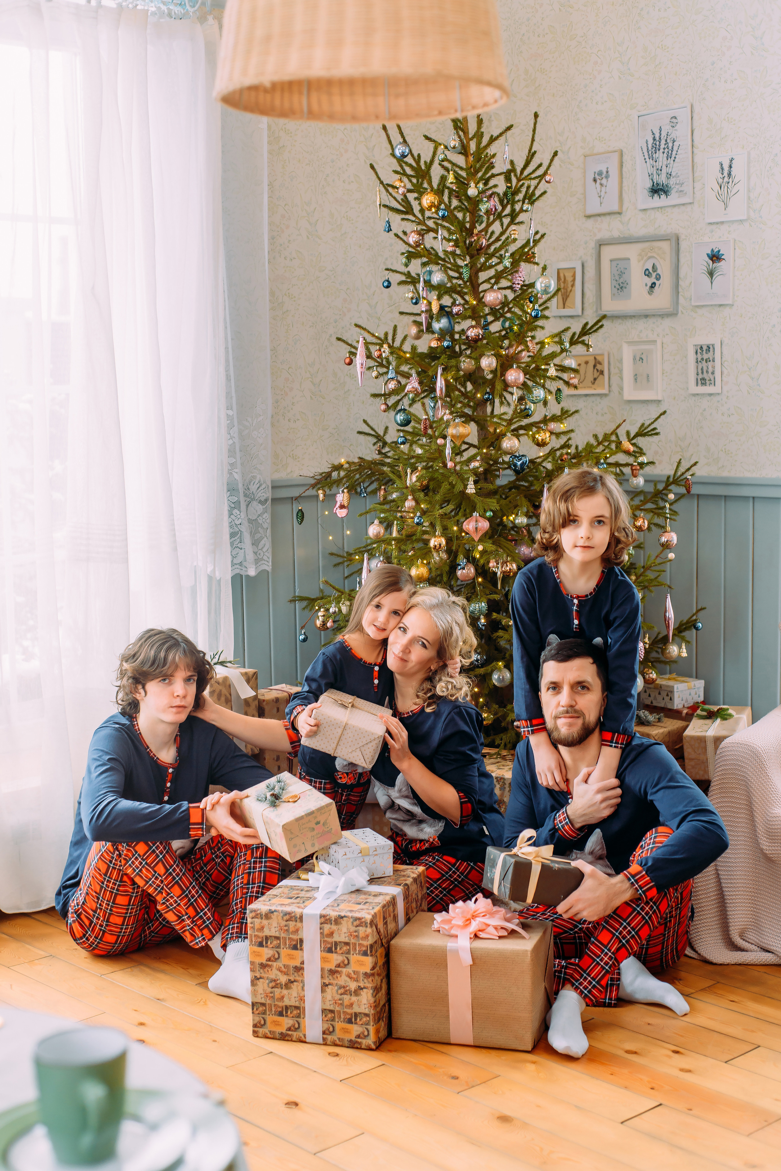 Дарья с семьей. Детский и семейный фотограф Эльмира Веселова