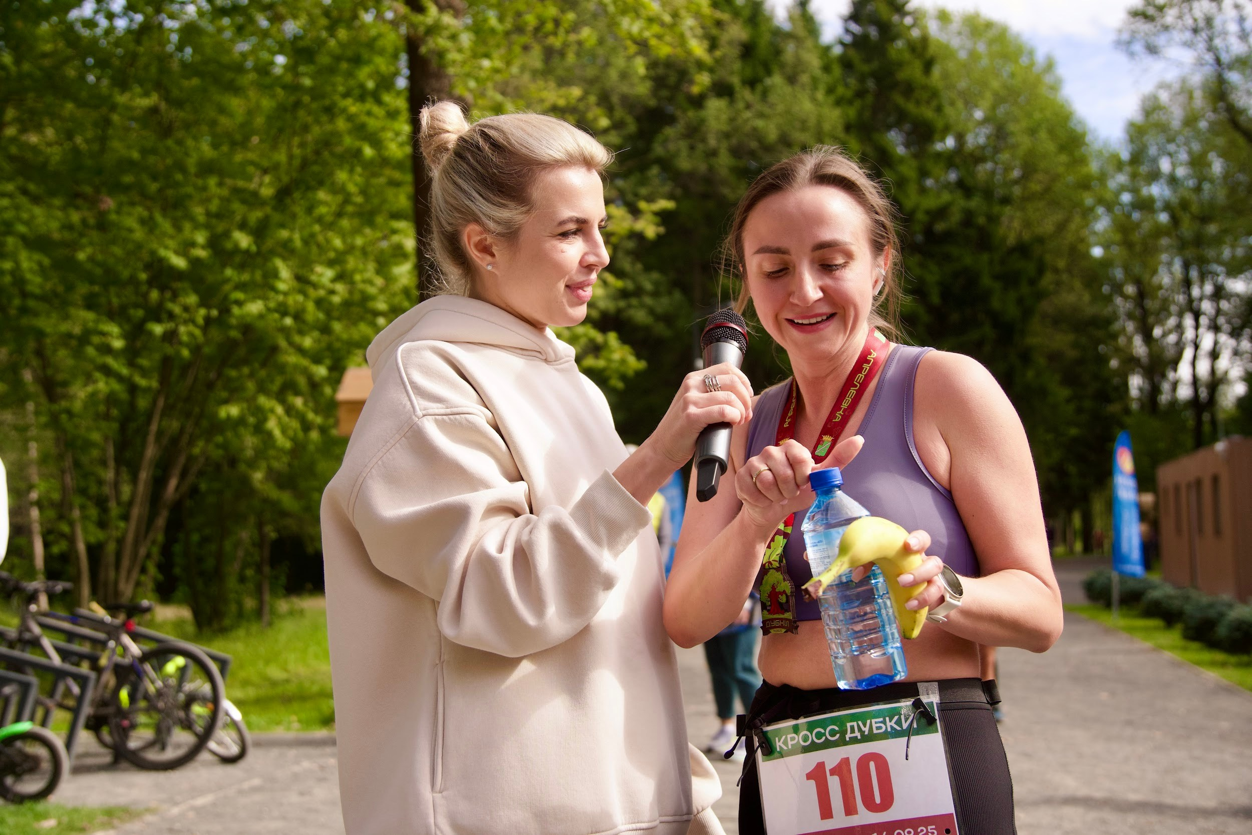 Забег в парке «Дубки». Кафе «БЕЛКА НАШЕПТАЛА». Ну оооочень концептуальное кафе