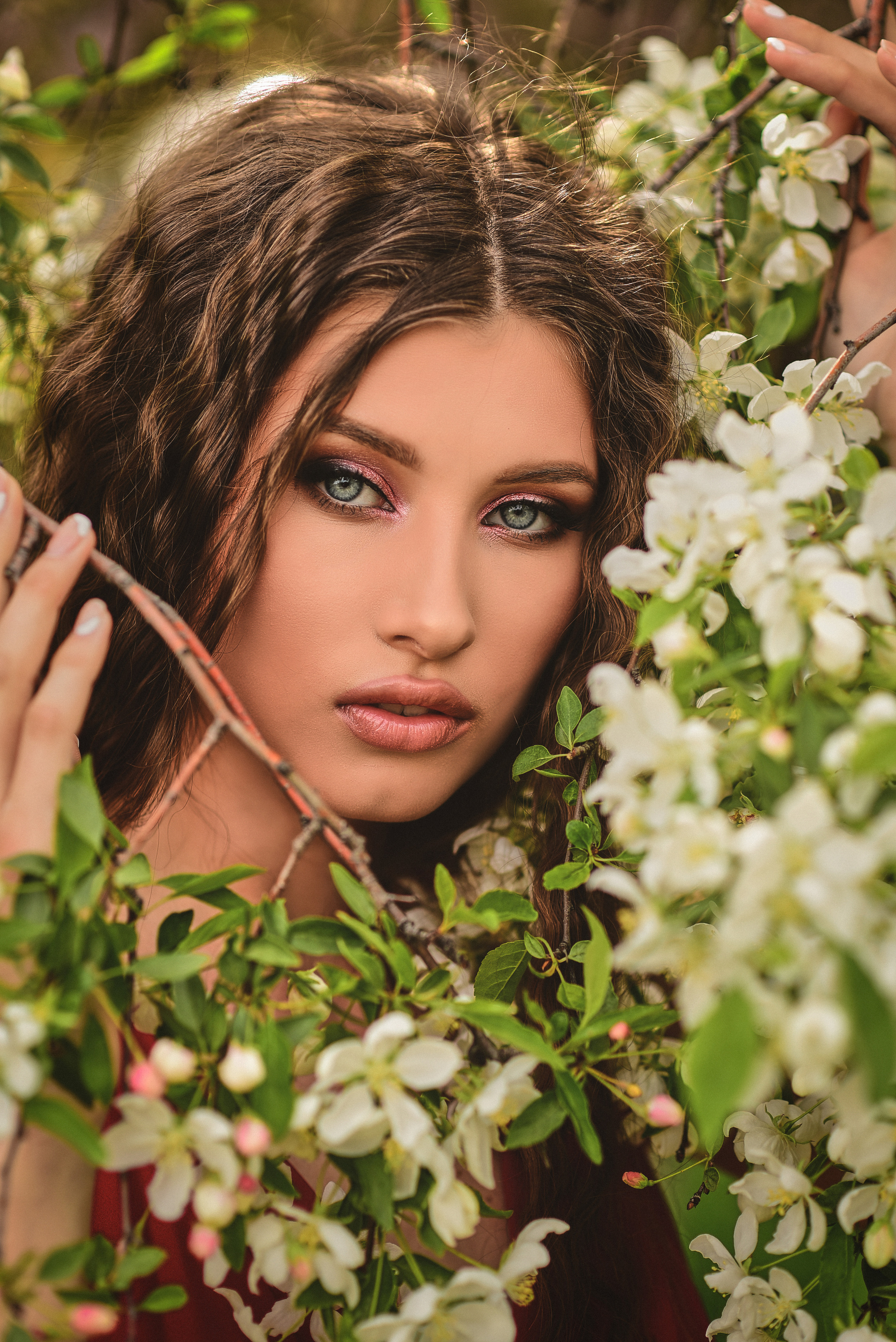 Весна. Съемка в цветении. Семейный и свадебный фотограф в Донецке Донская Анастасия