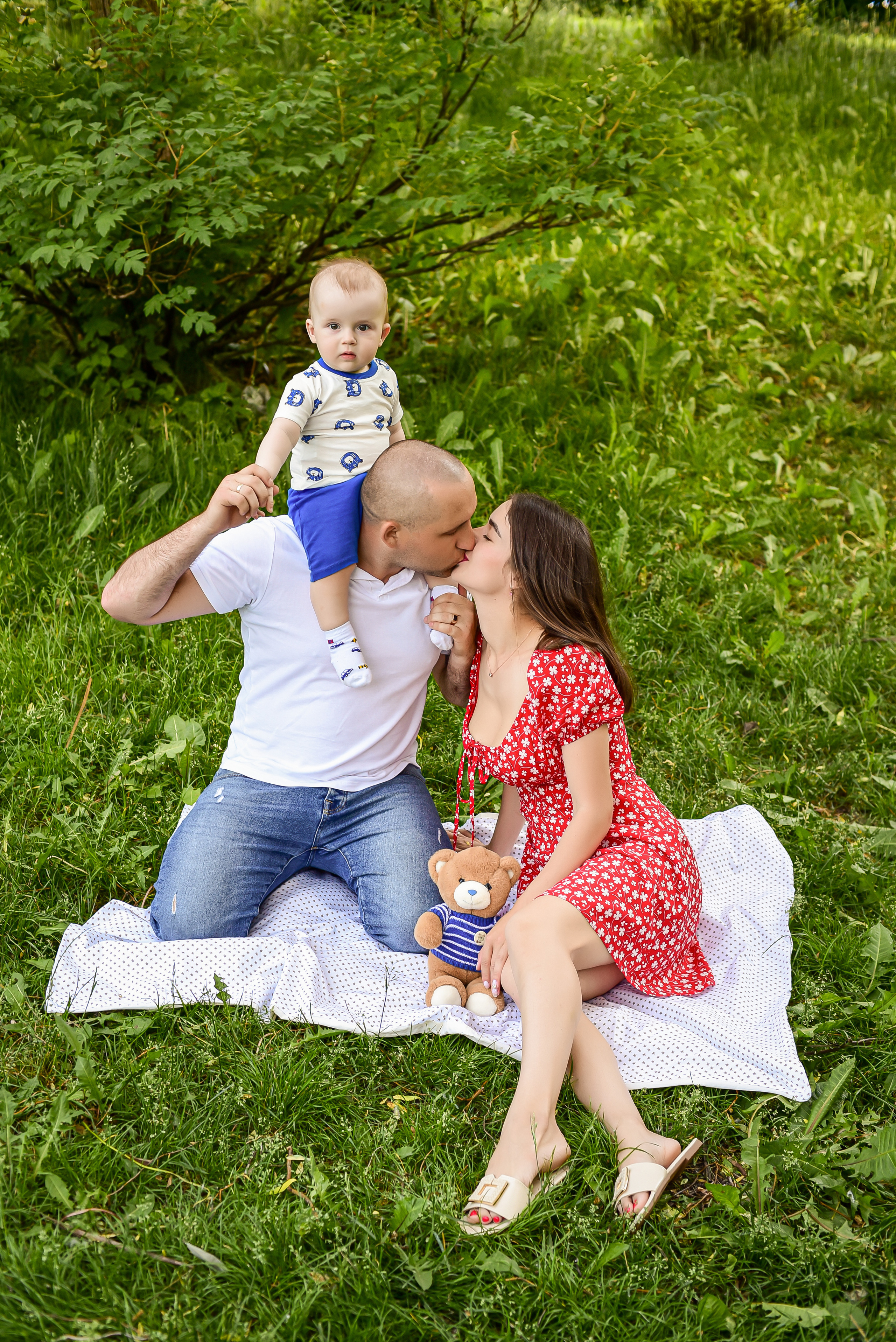 Семейные фотографии. Семейный и свадебный фотограф в Донецке Донская Анастасия