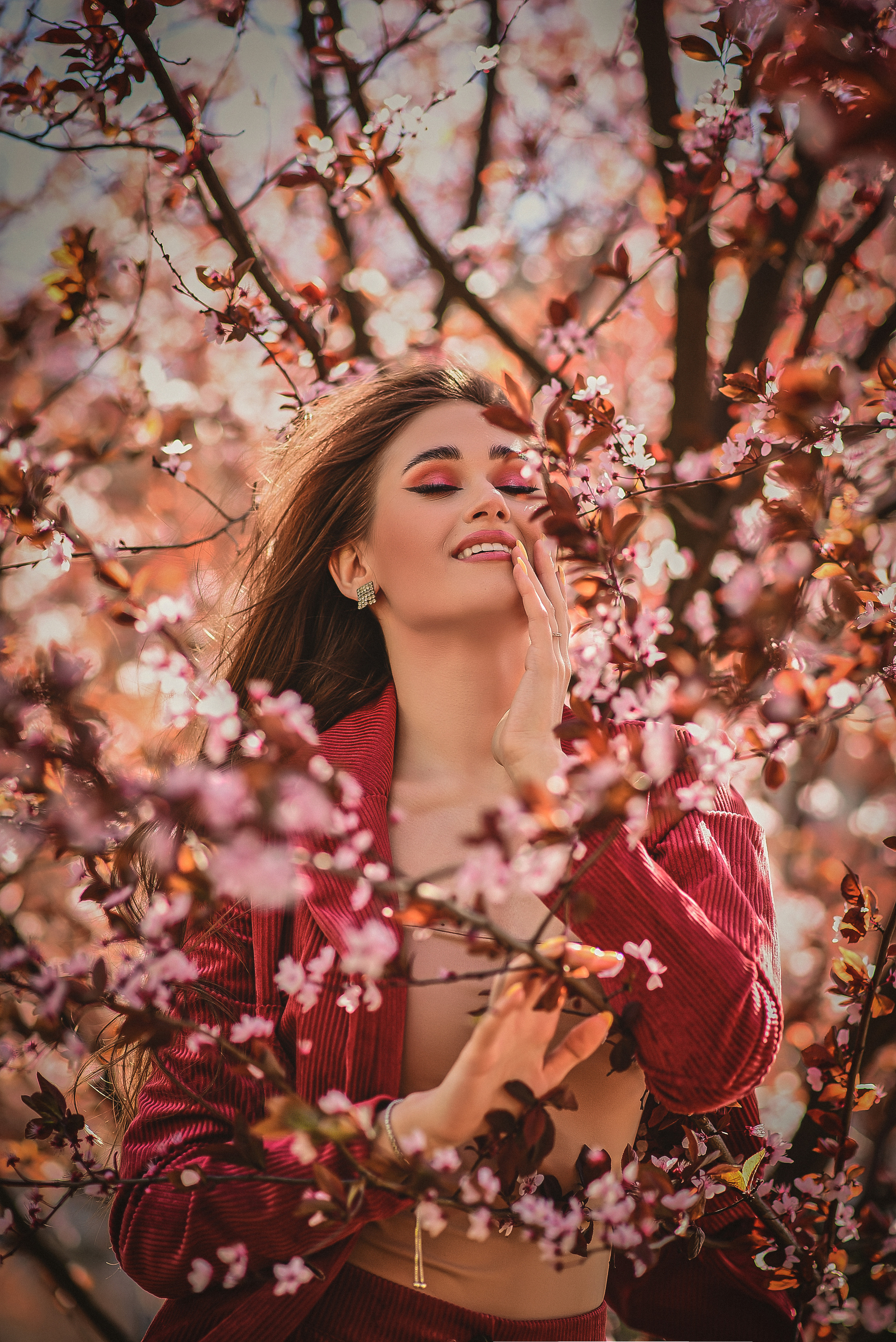 Весна. Съемка в цветении. Семейный и свадебный фотограф в Донецке Донская Анастасия