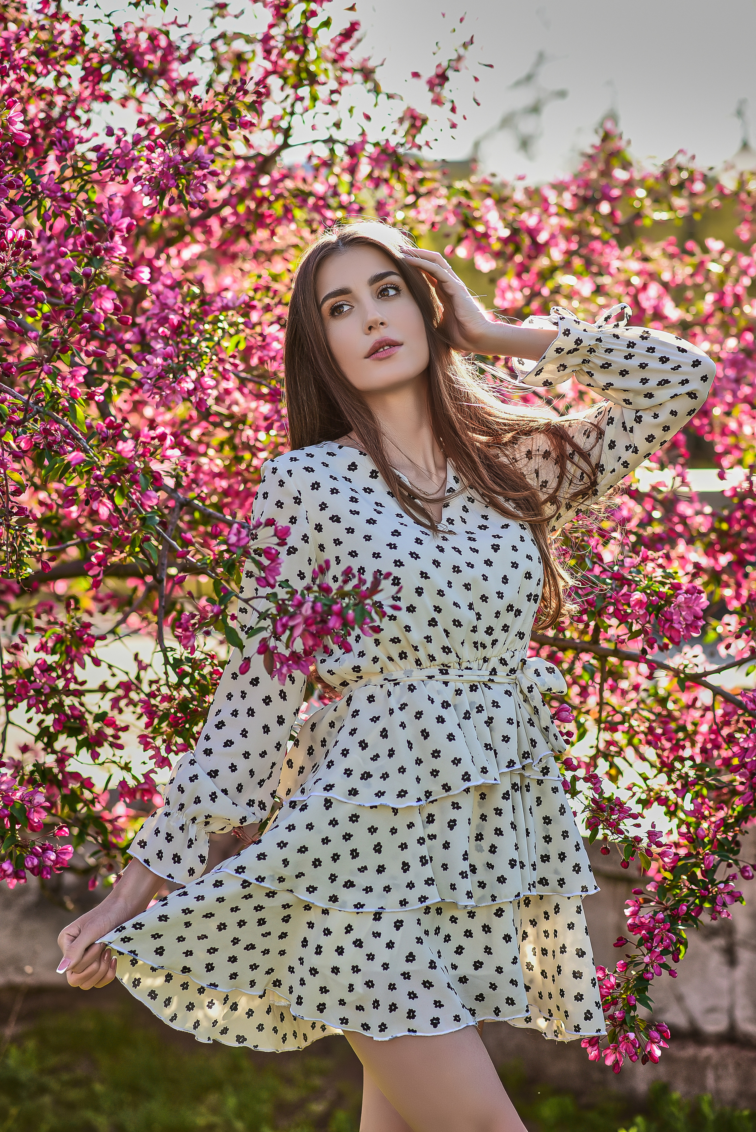 Весна. Съемка в цветении. Семейный и свадебный фотограф в Донецке Донская Анастасия