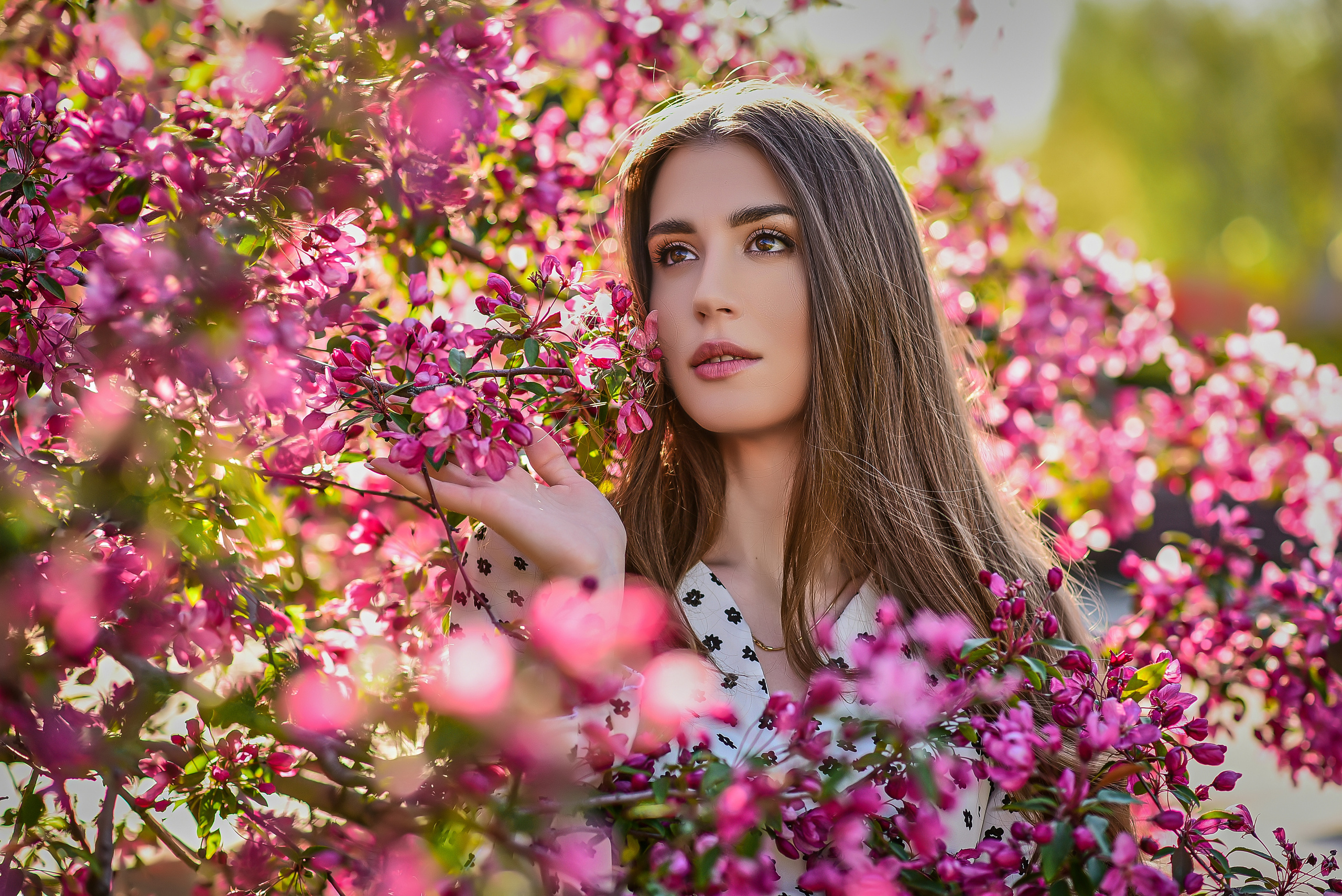 Весна. Съемка в цветении. Семейный и свадебный фотограф в Донецке Донская Анастасия