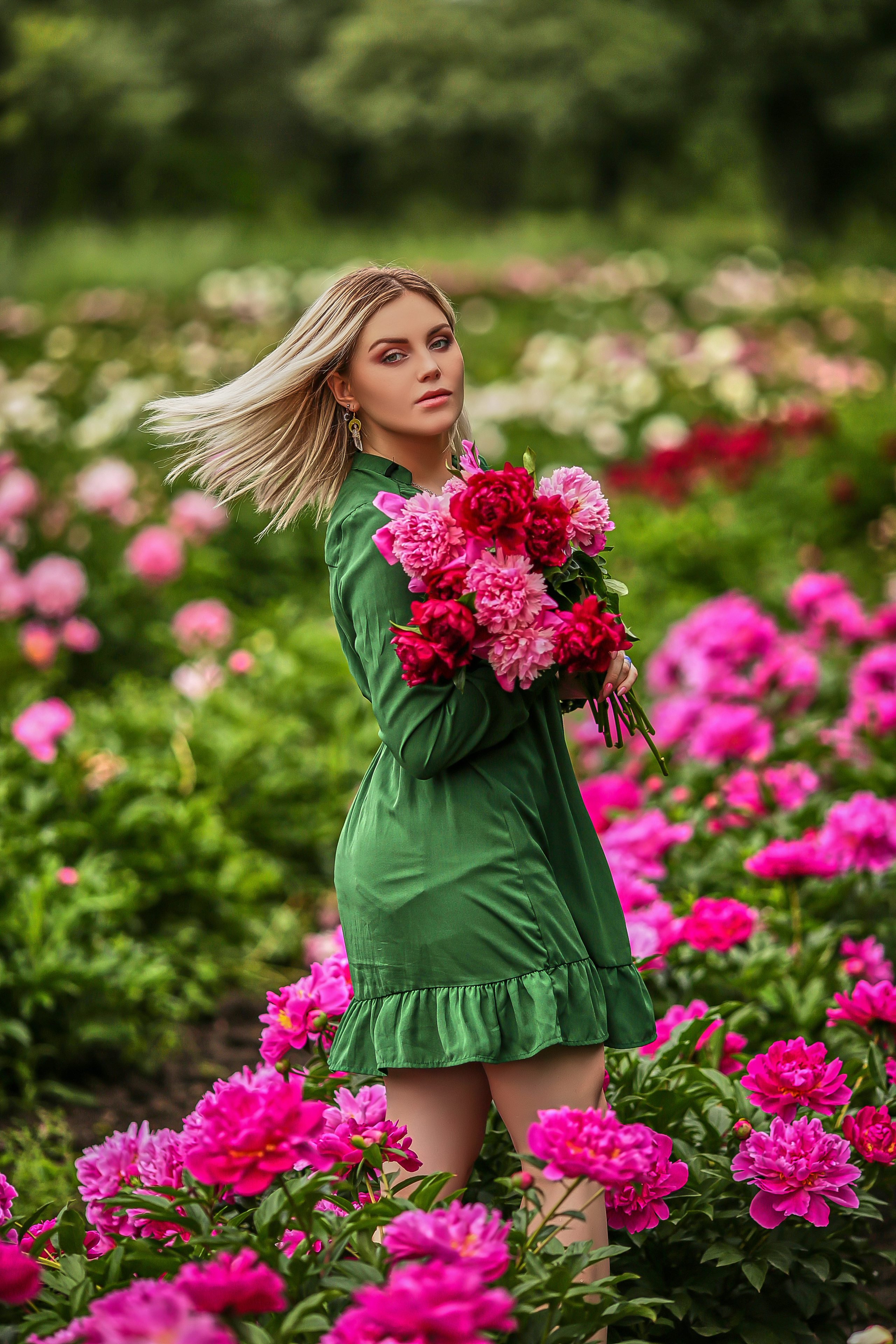 Весна. Съемка в цветении. Семейный и свадебный фотограф в Донецке Донская Анастасия