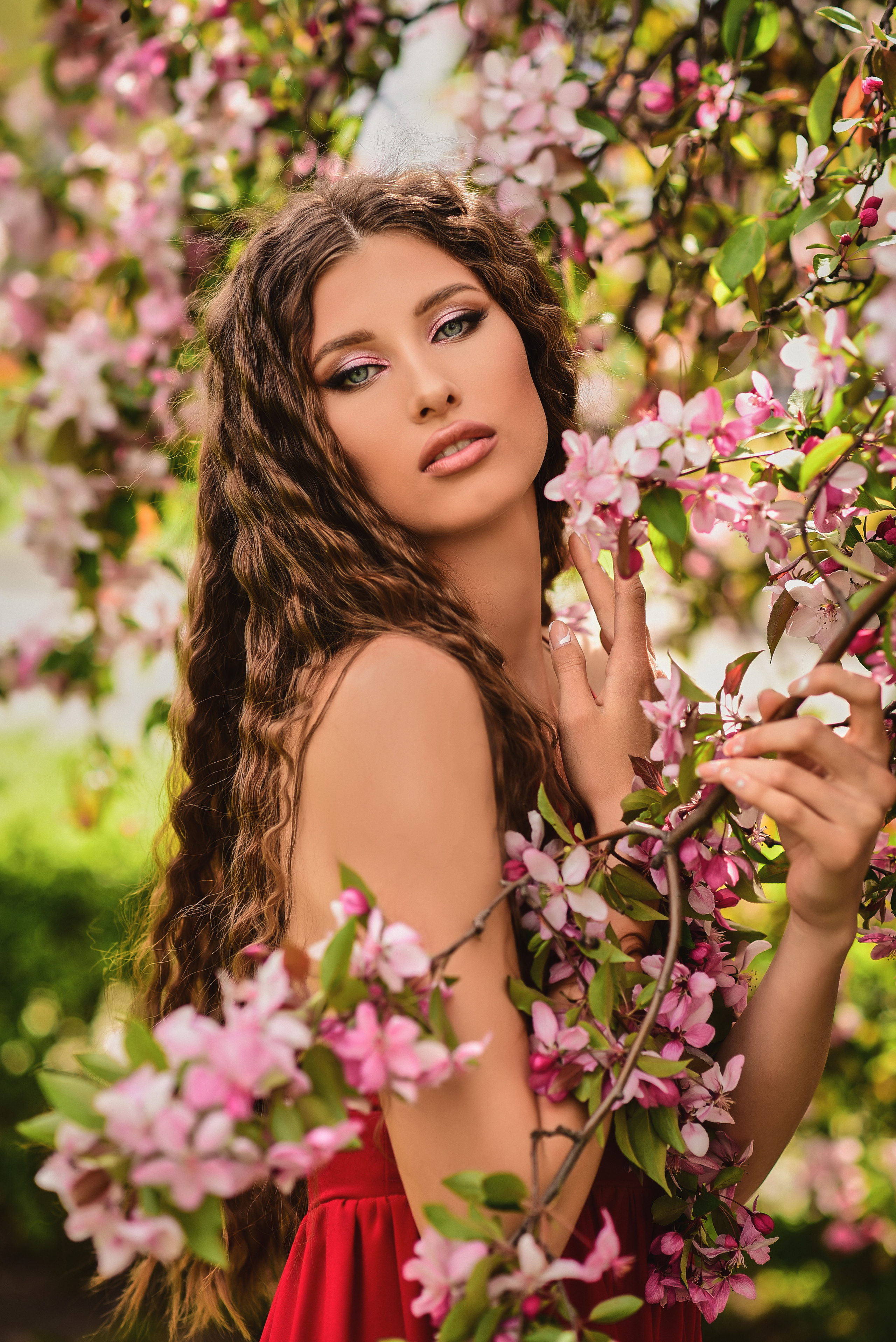 Весна. Съемка в цветении. Семейный и свадебный фотограф в Донецке Донская Анастасия