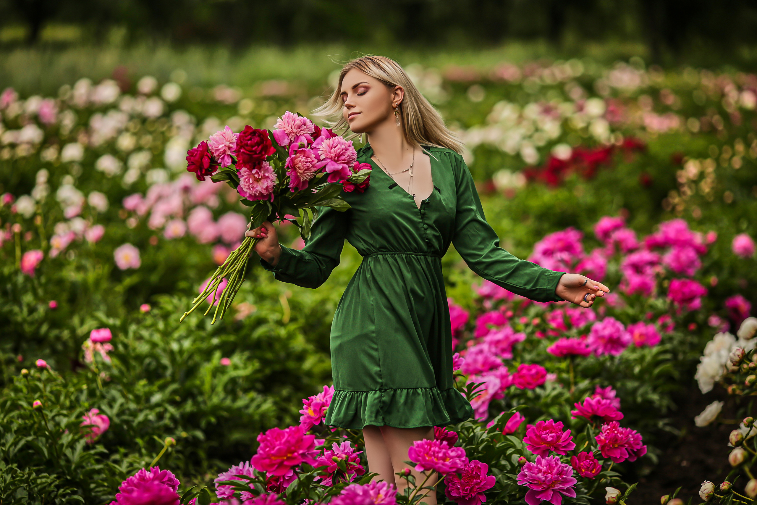 Весна. Съемка в цветении. Семейный и свадебный фотограф в Донецке Донская Анастасия
