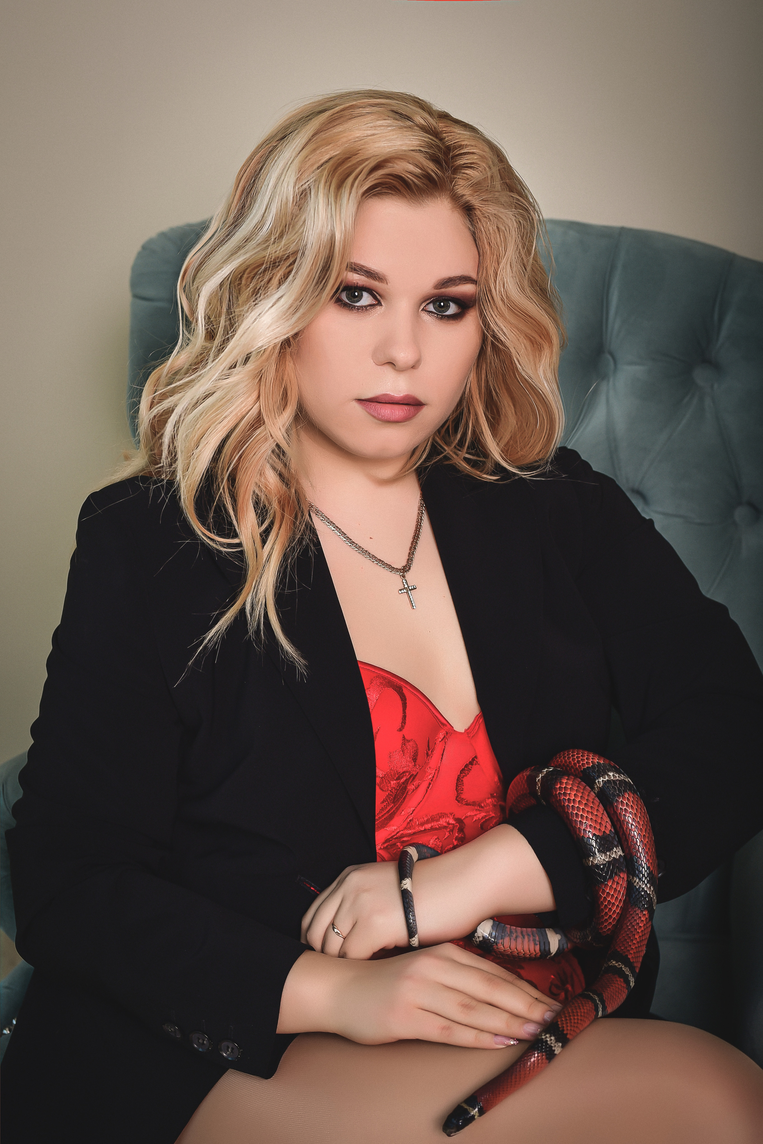 Фоновая студия. Семейный и свадебный фотограф в Донецке Донская Анастасия