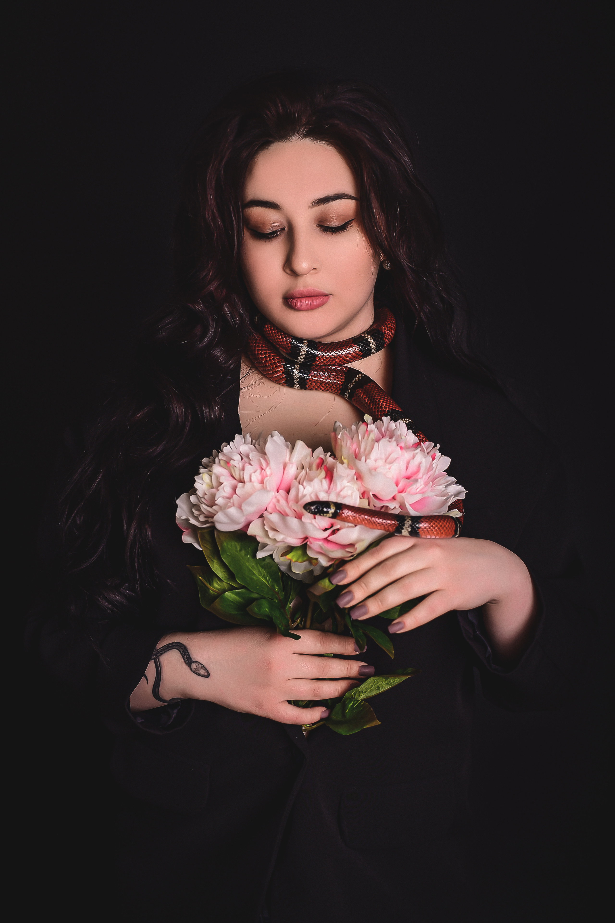 Фоновая студия. Семейный и свадебный фотограф в Донецке Донская Анастасия