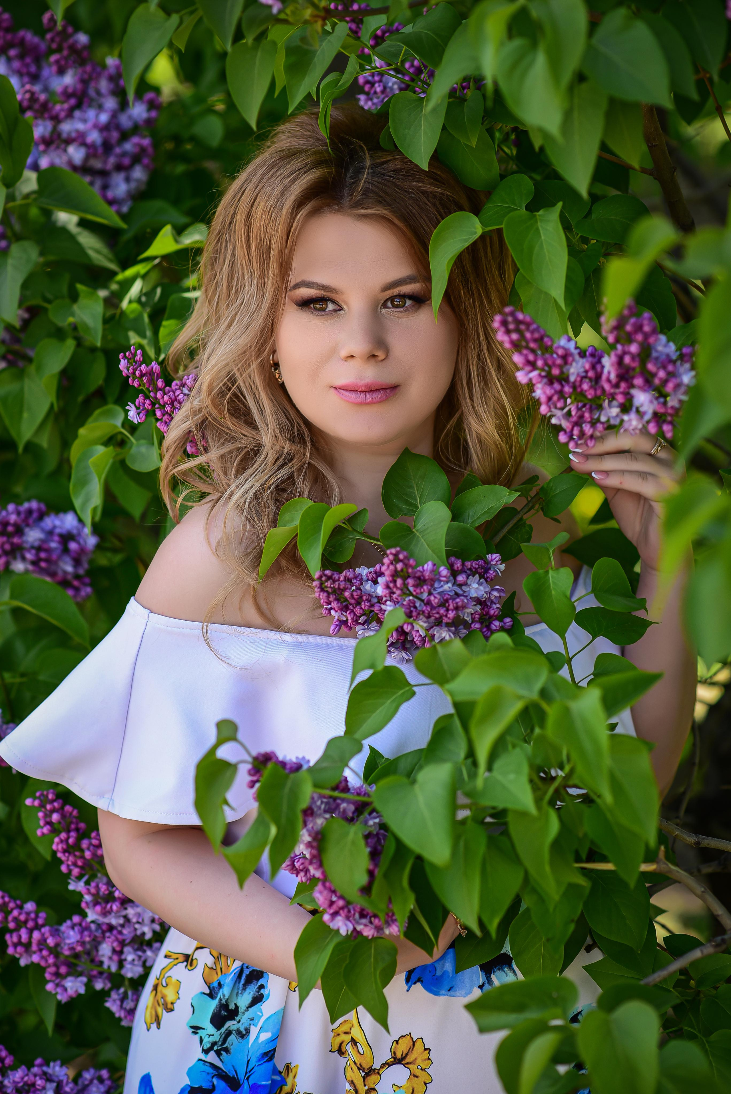 Весна. Съемка в цветении. Семейный и свадебный фотограф в Донецке Донская Анастасия