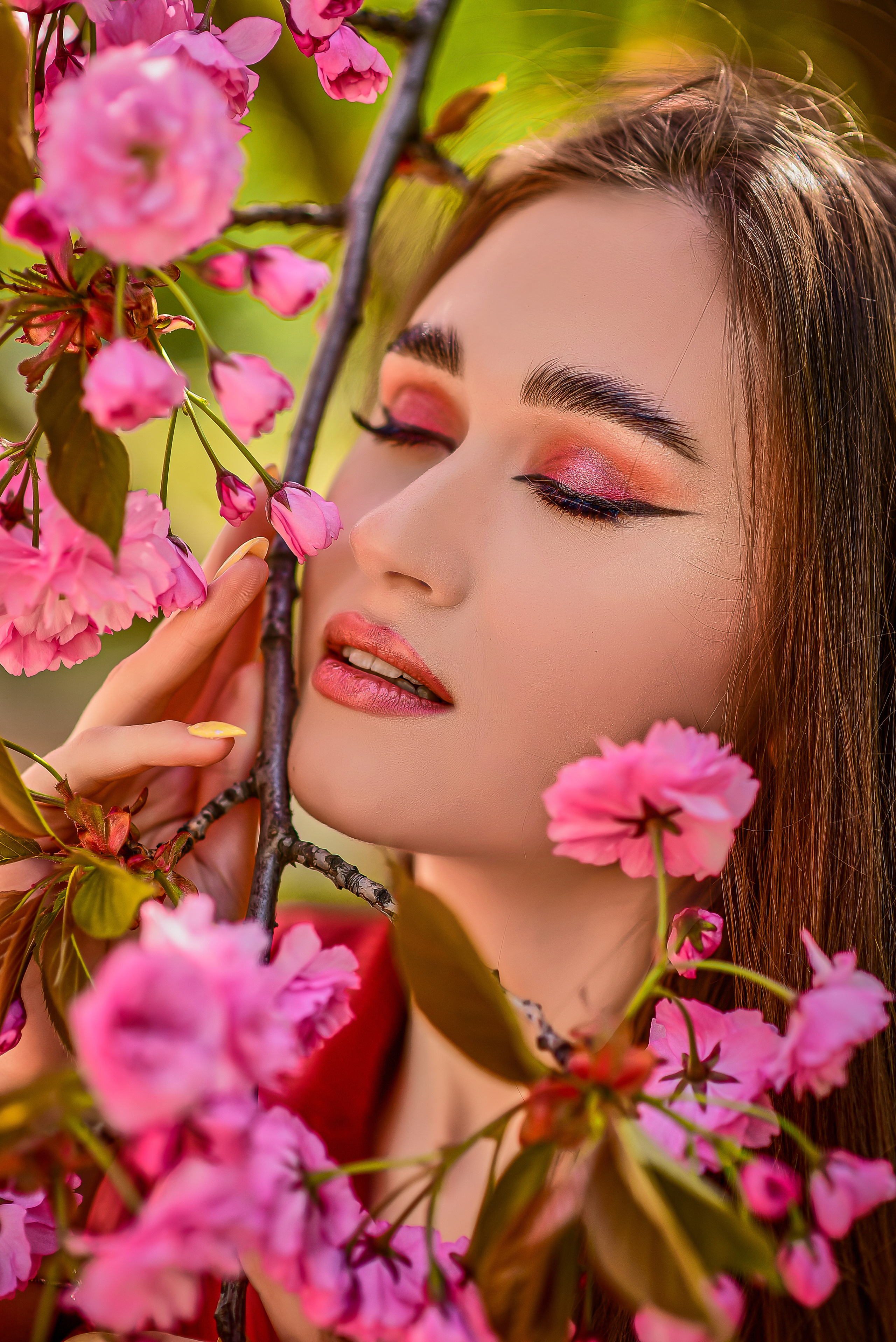 Весна. Съемка в цветении. Семейный и свадебный фотограф в Донецке Донская Анастасия