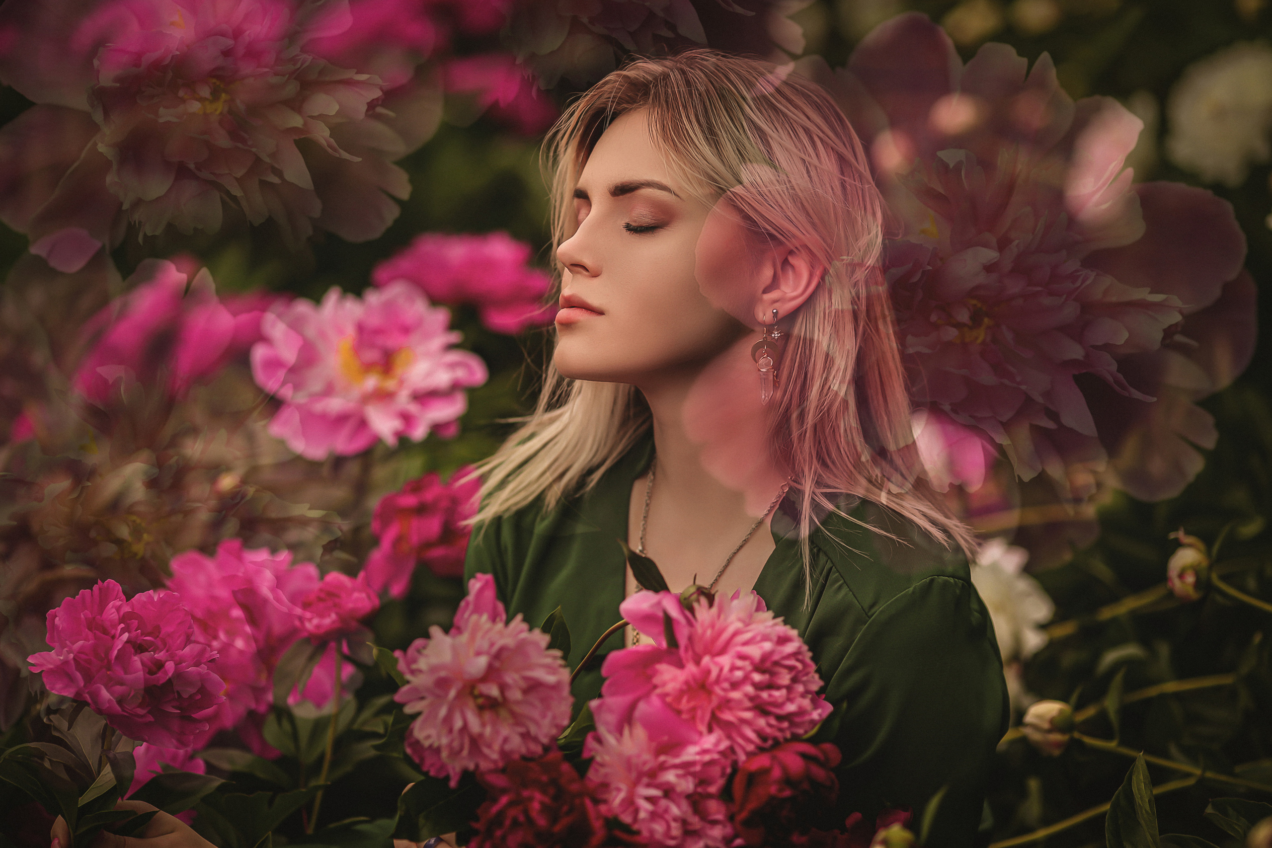 Весна. Съемка в цветении. Семейный и свадебный фотограф в Донецке Донская Анастасия