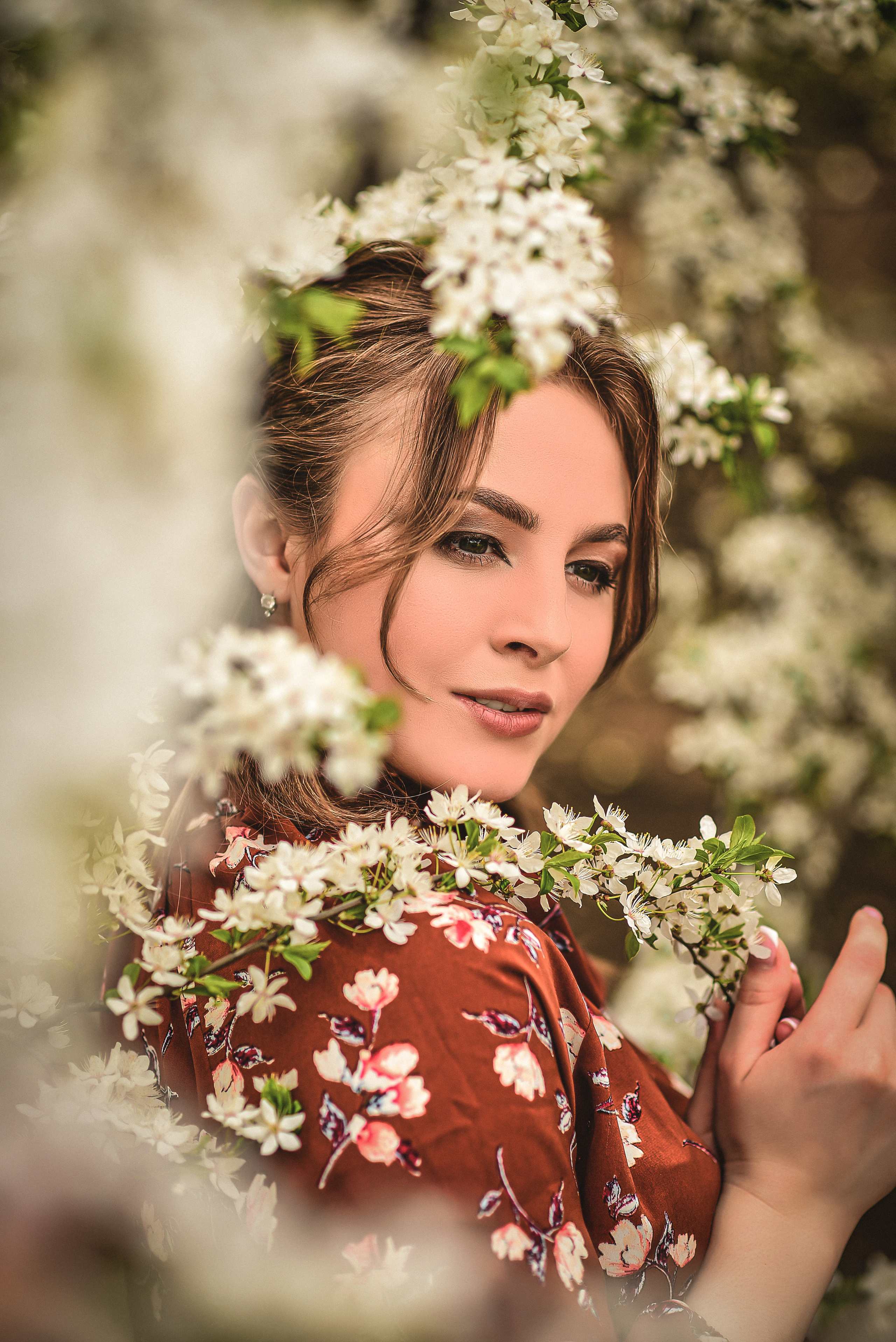 Весна. Съемка в цветении. Семейный и свадебный фотограф в Донецке Донская Анастасия