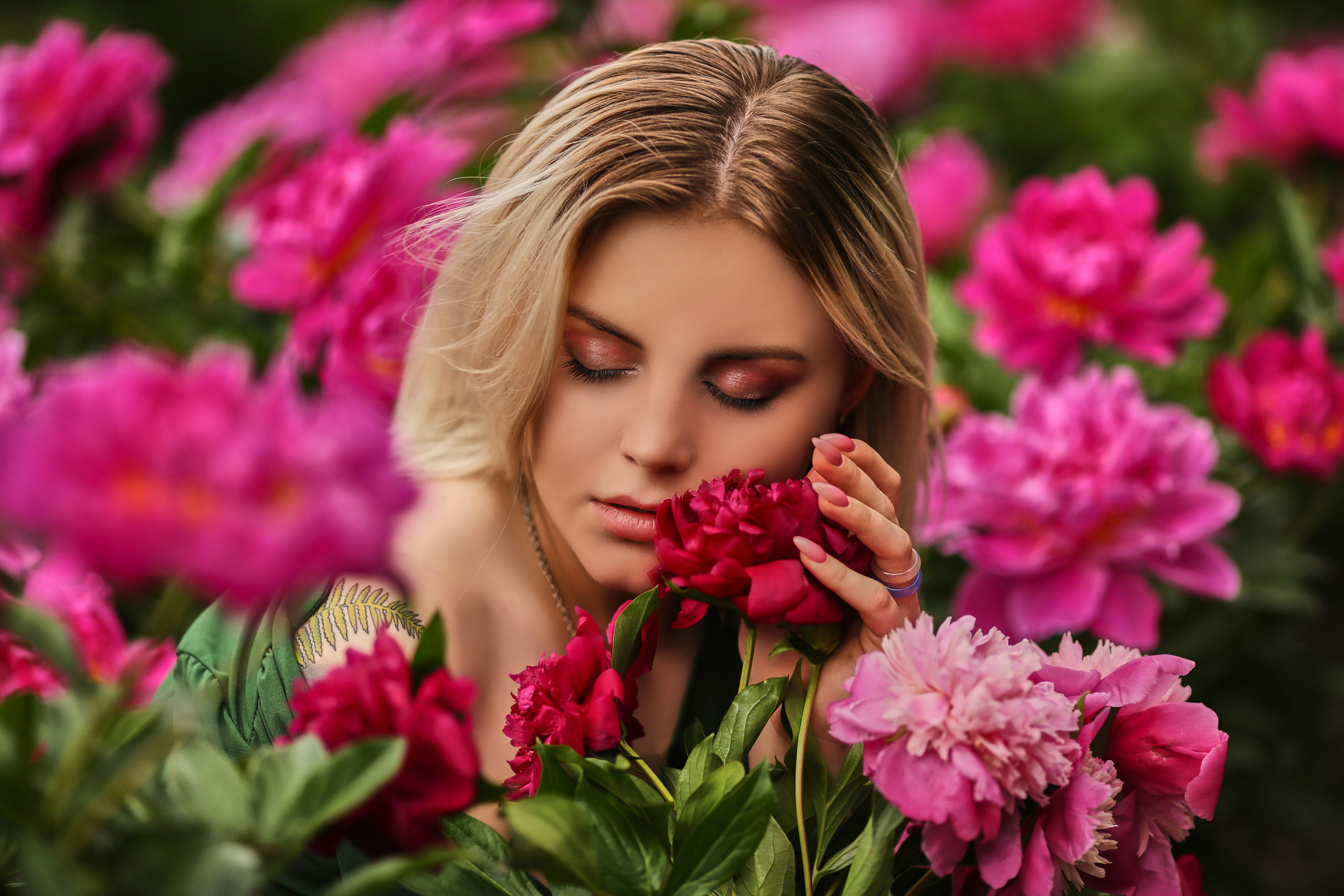 Весна. Съемка в цветении. Семейный и свадебный фотограф в Донецке Донская Анастасия