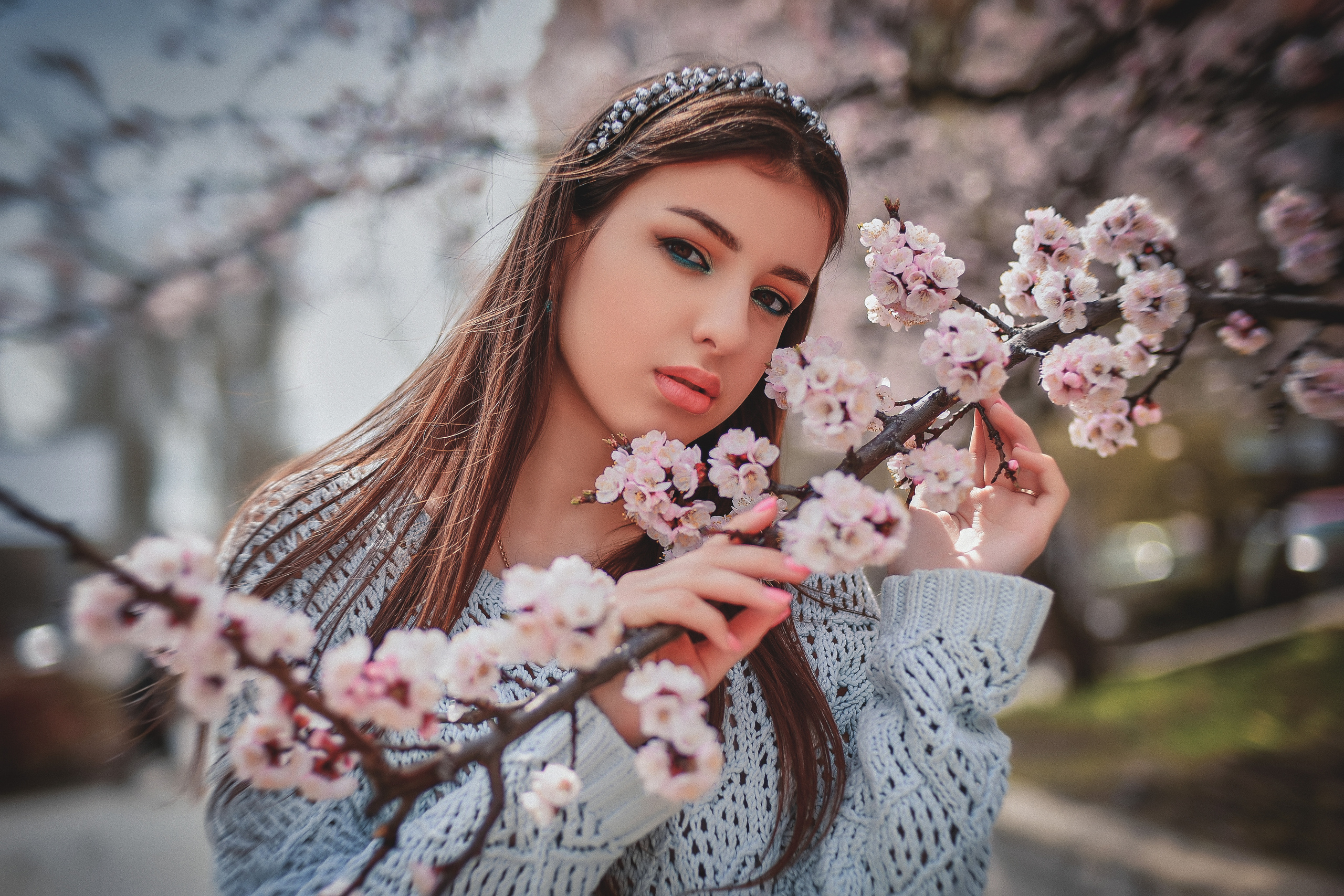 Весна. Съемка в цветении. Семейный и свадебный фотограф в Донецке Донская Анастасия