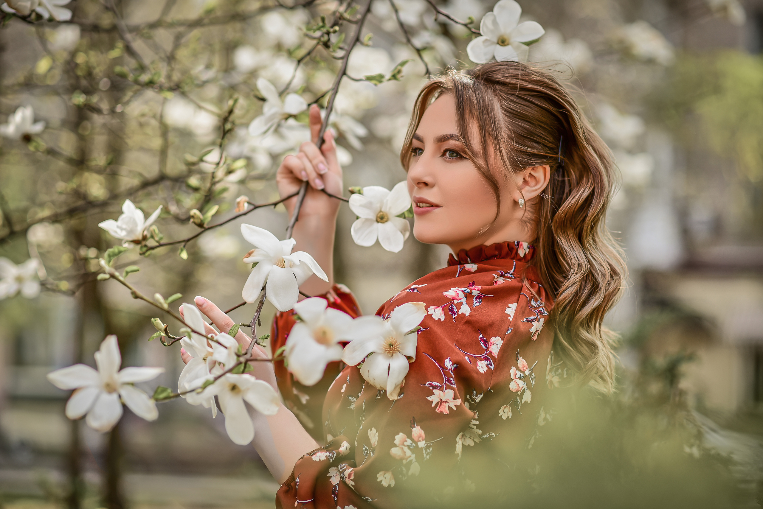 Весна. Съемка в цветении. Семейный и свадебный фотограф в Донецке Донская Анастасия