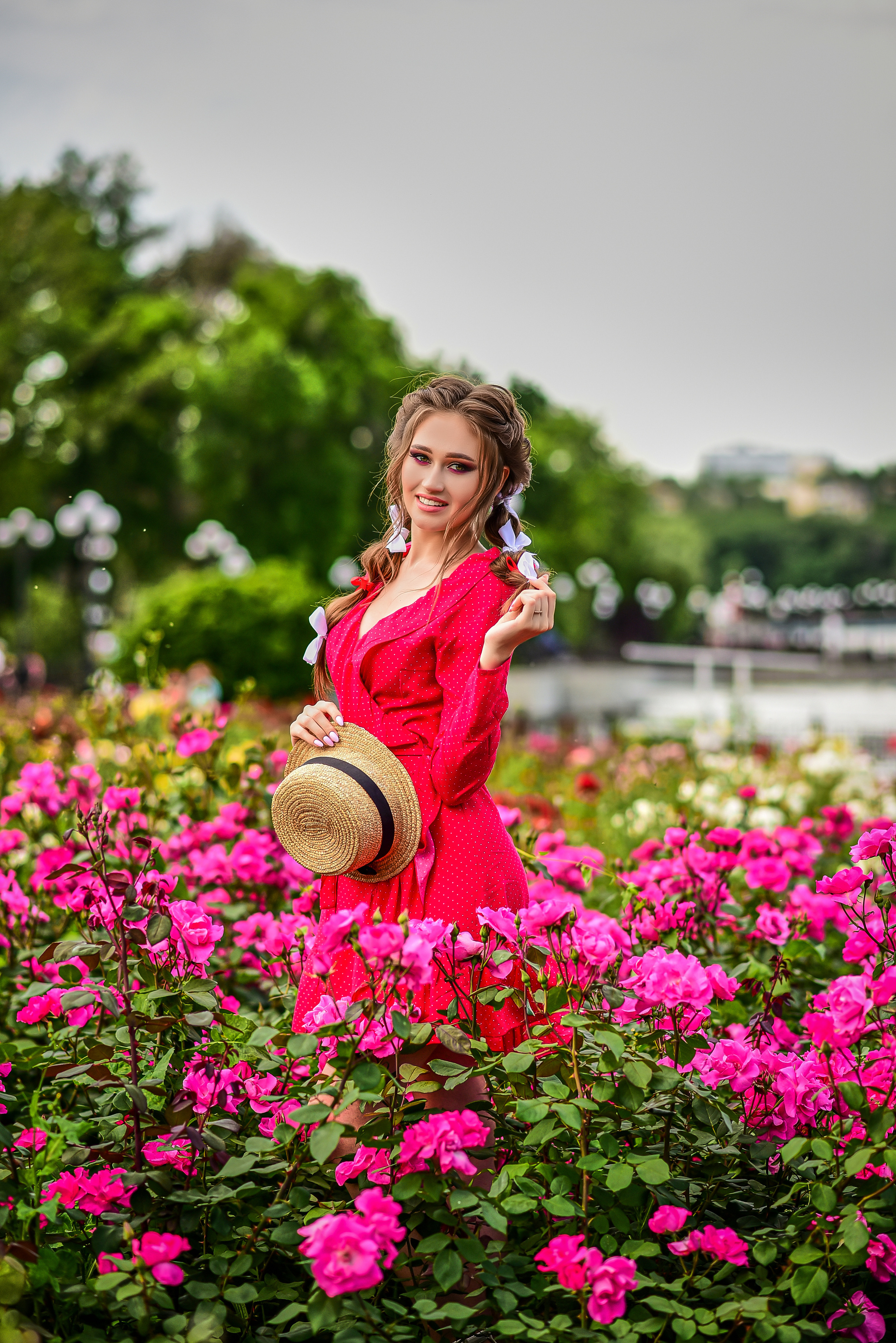 Весна. Съемка в цветении. Семейный и свадебный фотограф в Донецке Донская Анастасия