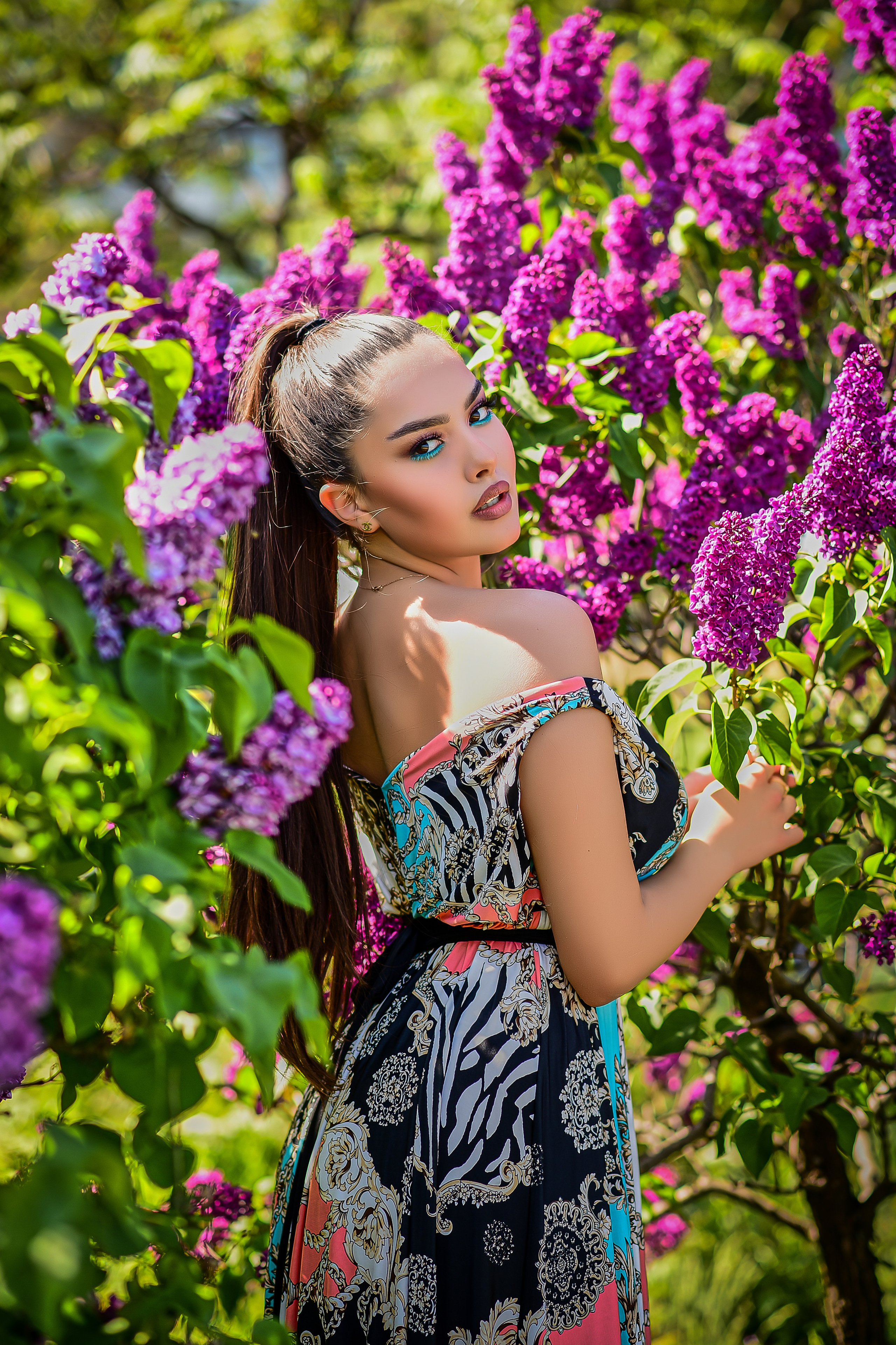 Весна. Съемка в цветении. Семейный и свадебный фотограф в Донецке Донская Анастасия