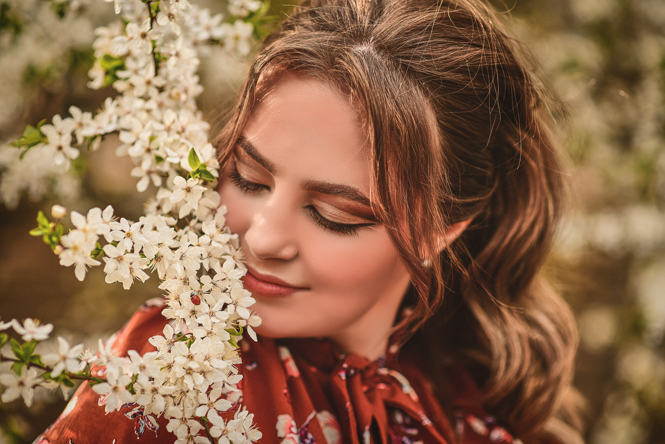 Весна. Съемка в цветении. Семейный и свадебный фотограф в Донецке Донская Анастасия