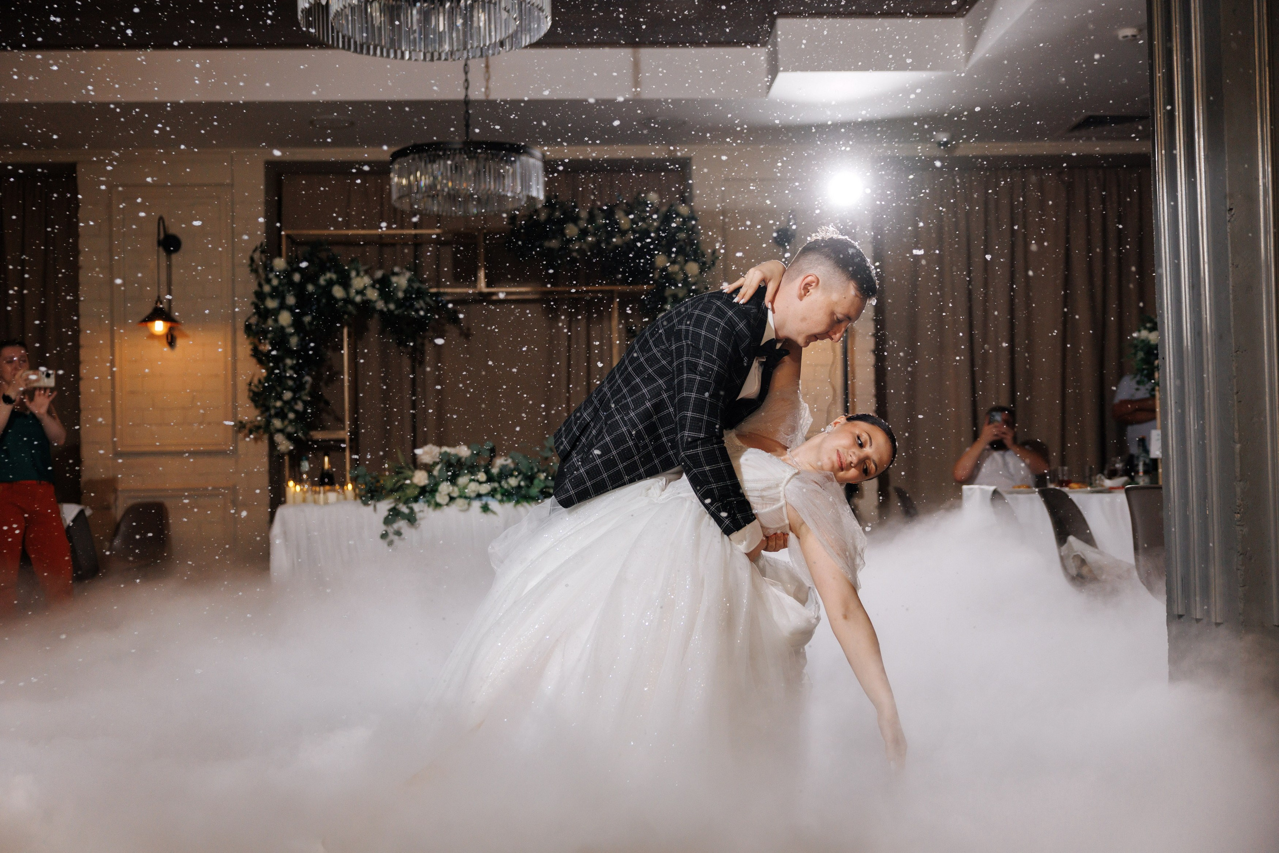 СВАДЕБНЫЕ ЭФФЕКТЫ «ФЕНИКС»