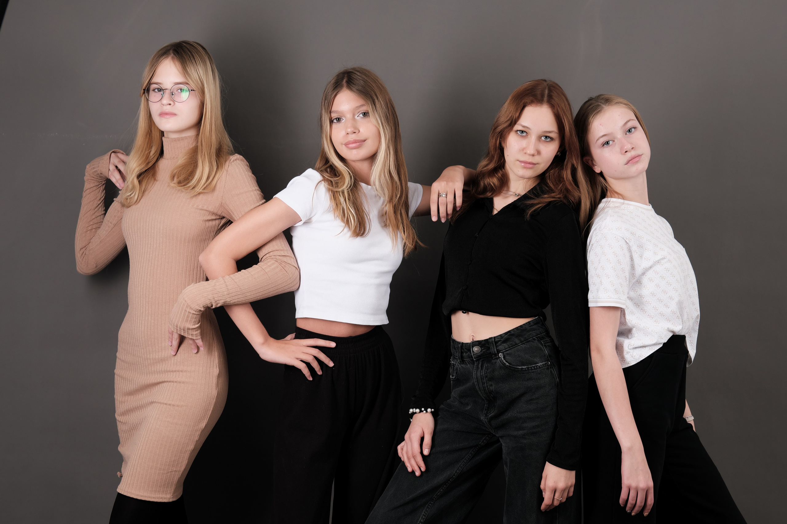 Выпускной альбом для 9 и 11 классов. Выпускной альбом Стрежевой