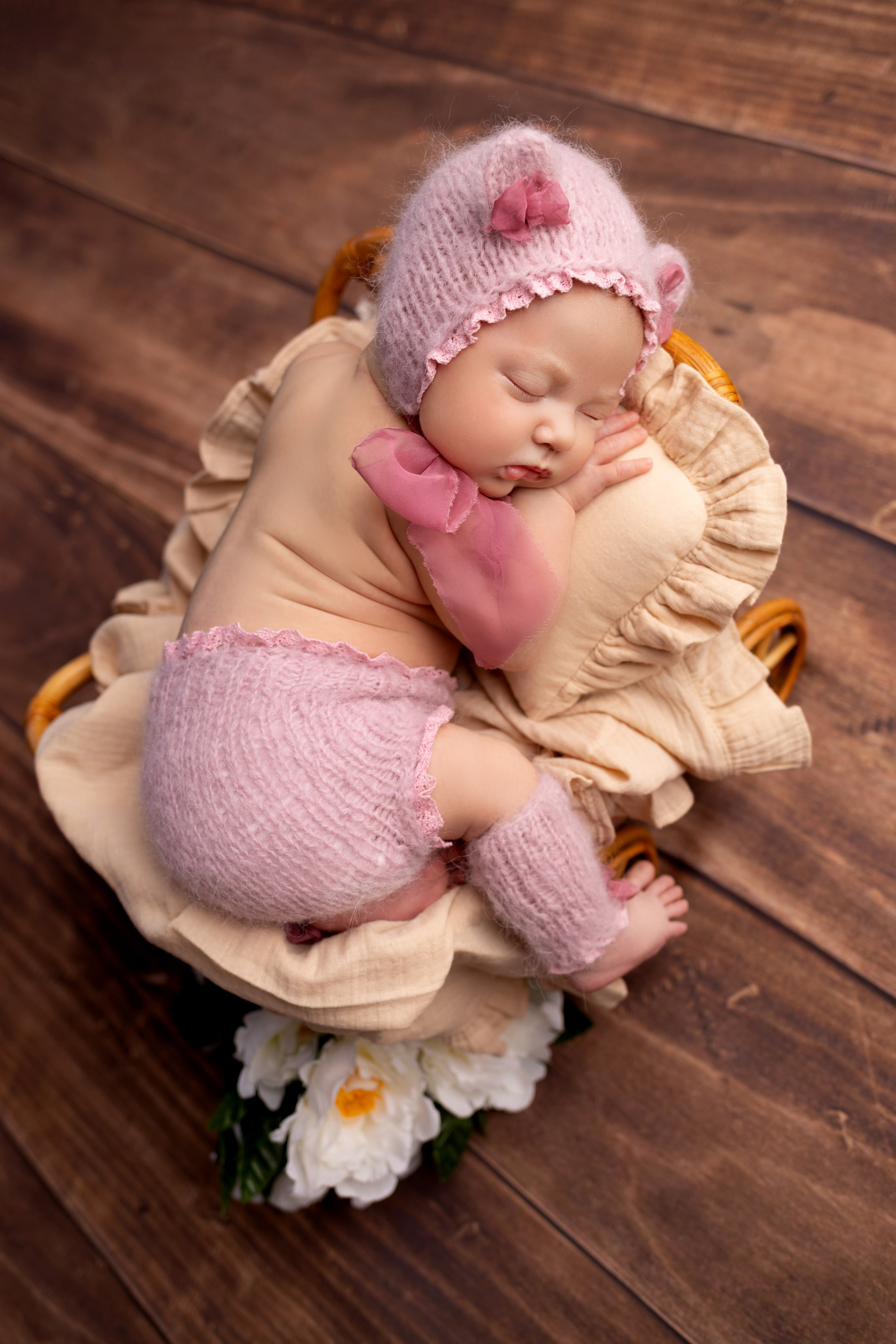 Классическая фотосессия малыша. Фотограф новорожденных малышей в Омске и Омской области Эльвира Камаева