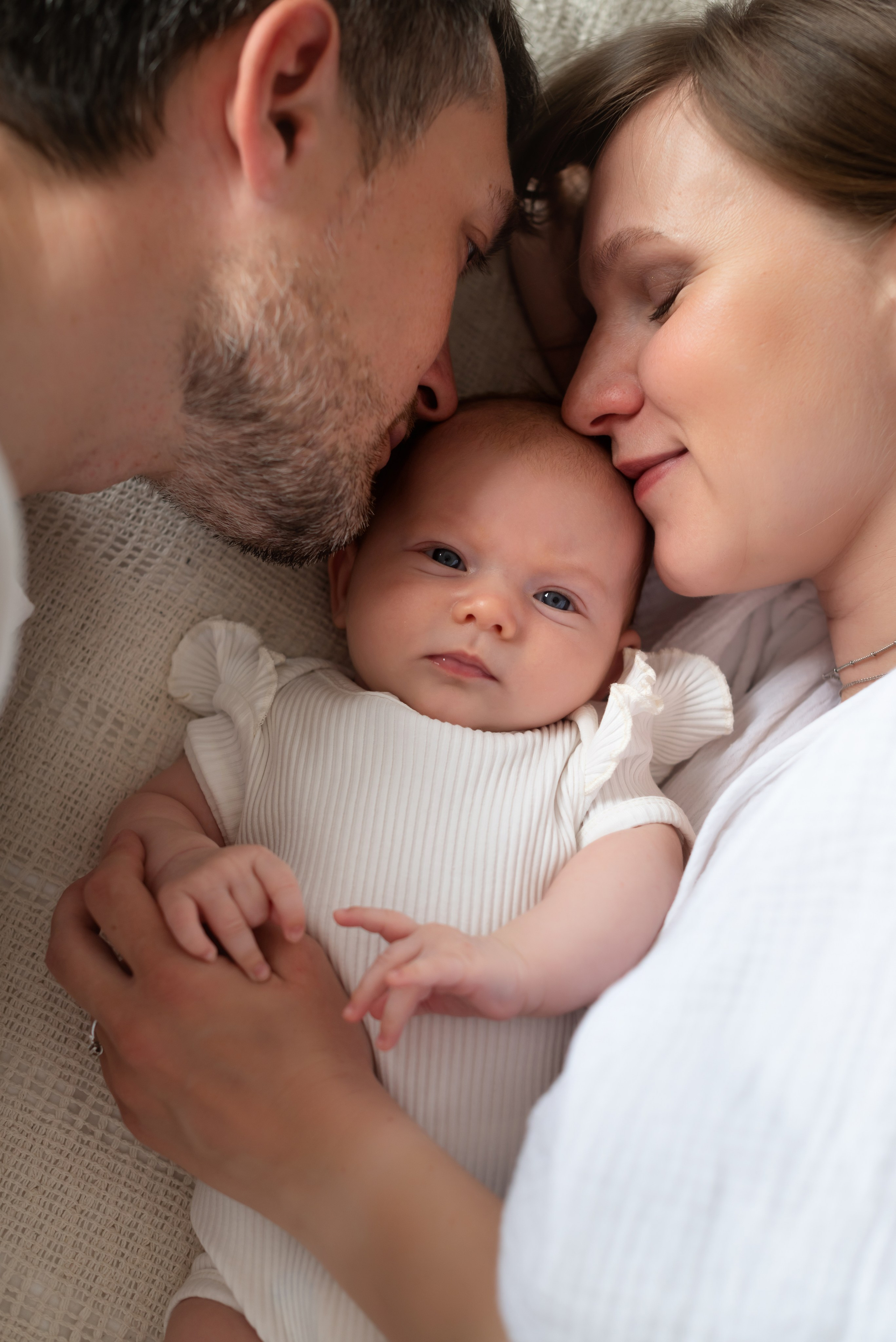 Сестренки. Фотограф новорожденных Елена Панова