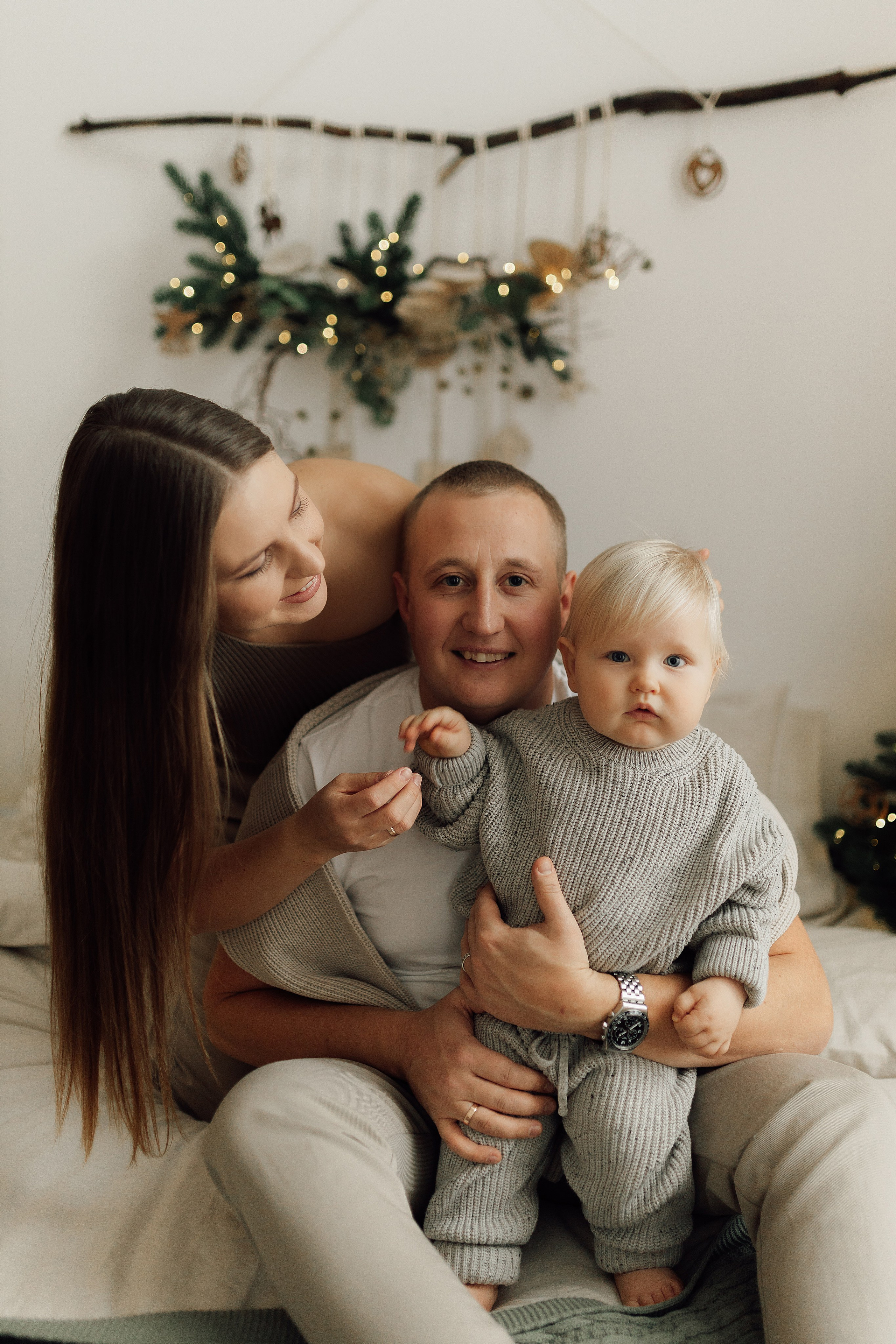 Лена с семьёй новый год+ 1 годик. Фотограф в Москве Юлия Хамзина