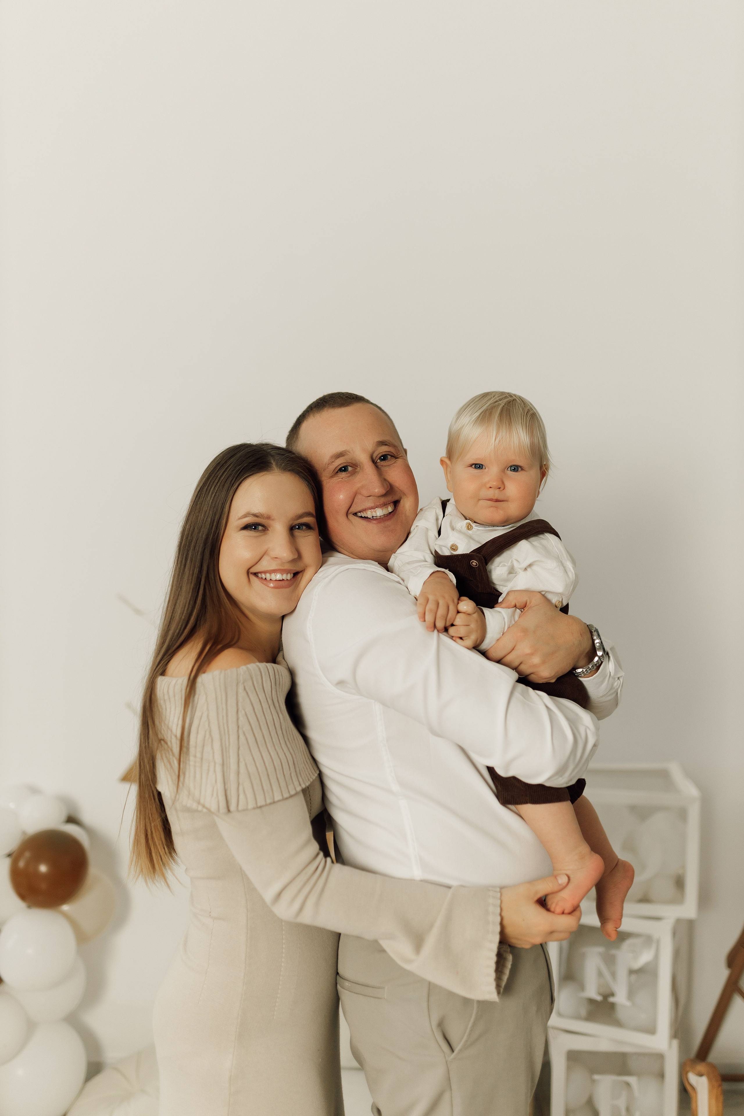 Лена с семьёй новый год+ 1 годик. Фотограф в Москве Юлия Хамзина