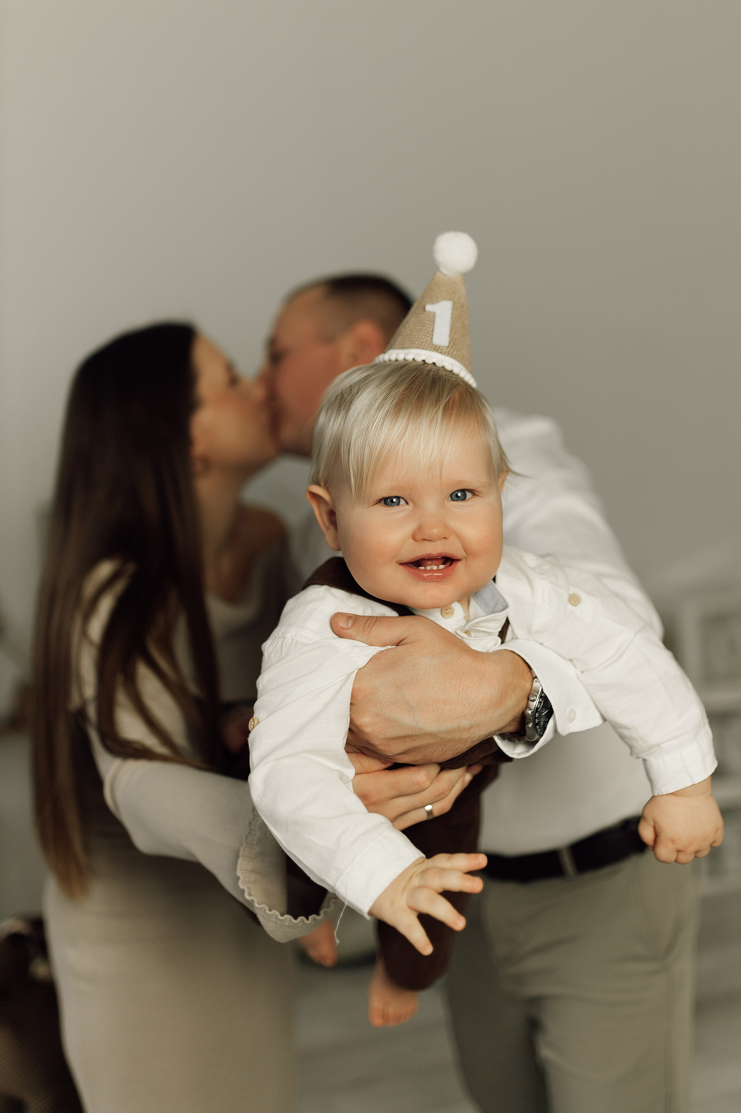Лена с семьёй новый год+ 1 годик. Фотограф в Москве Юлия Хамзина