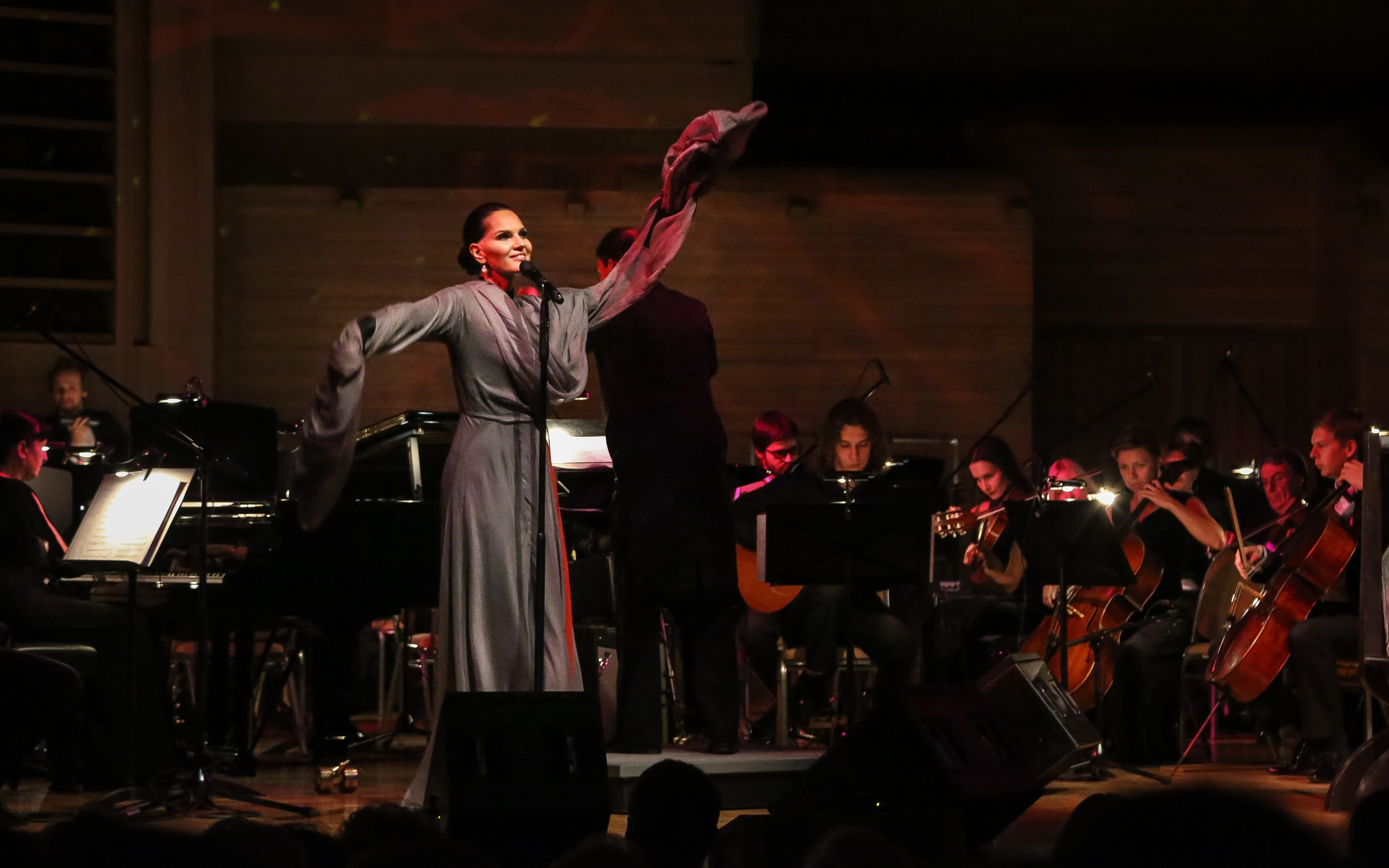 «Я искала тебя»: посвящение Цветаевой. Дарья Письменюк / Darya Leitstern — фотограф, музыкант, журналист, путешественник