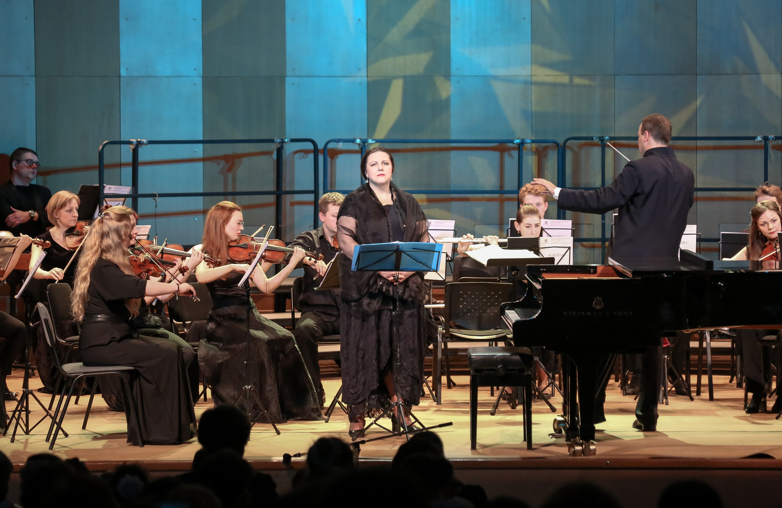 Юбилей Бетховенской школы. Дарья Письменюк / Darya Leitstern — фотограф, музыкант, журналист, путешественник