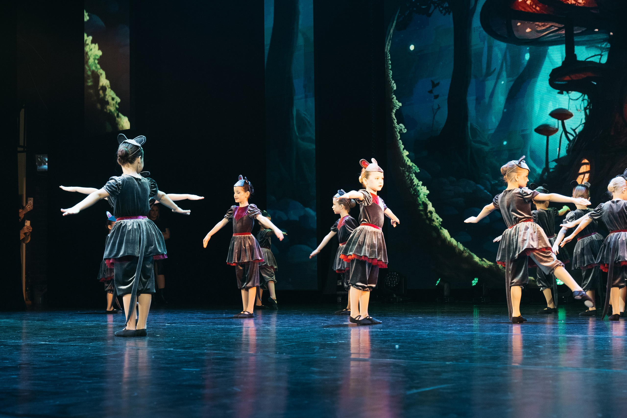 СурГУ 23.12.23. Репортажный и свадебный фотограф в Сургуте