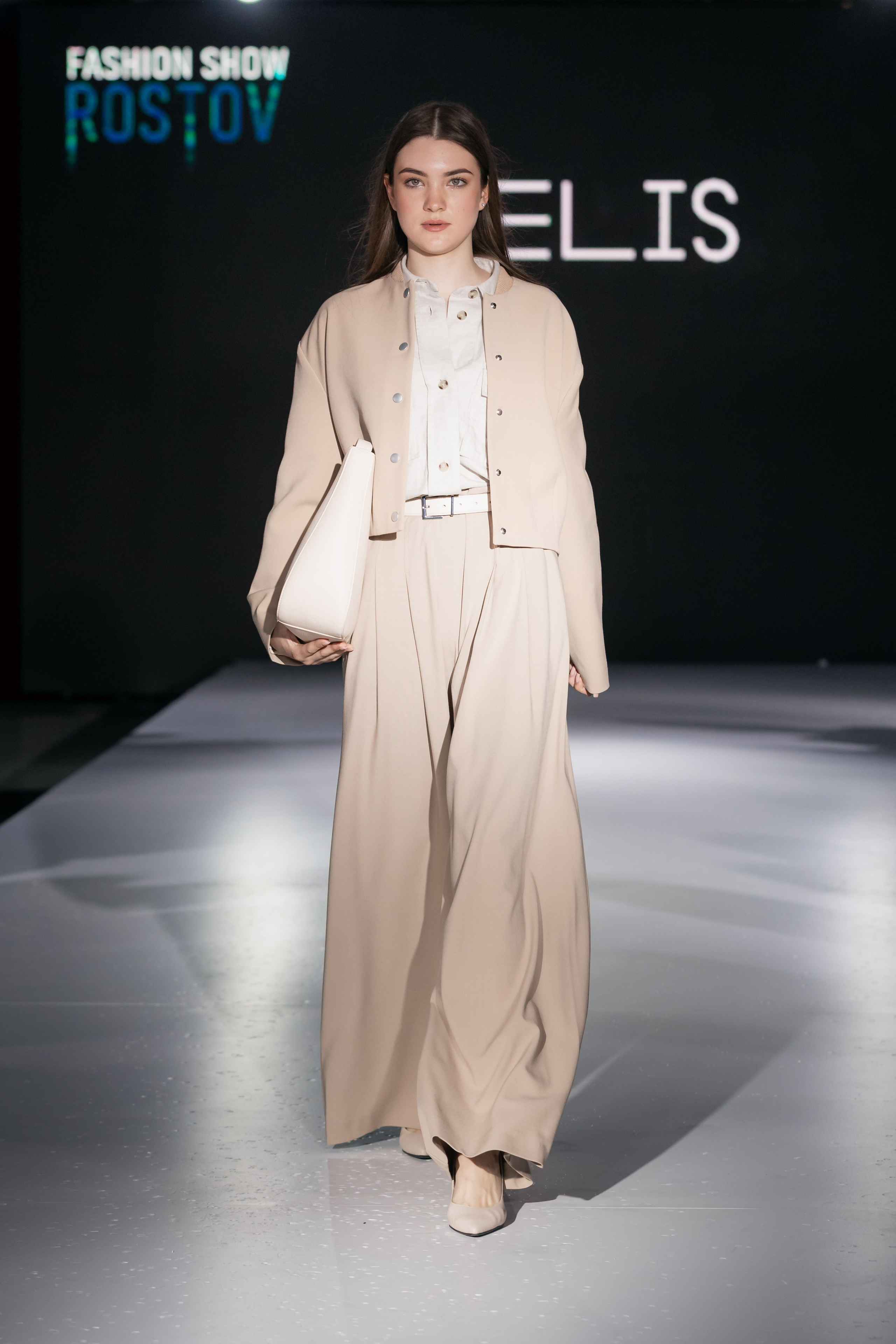 Rostov Fashion Show 2025. Весна-лето. Фотограф в Ростов-на-Дону Виктория Савчук