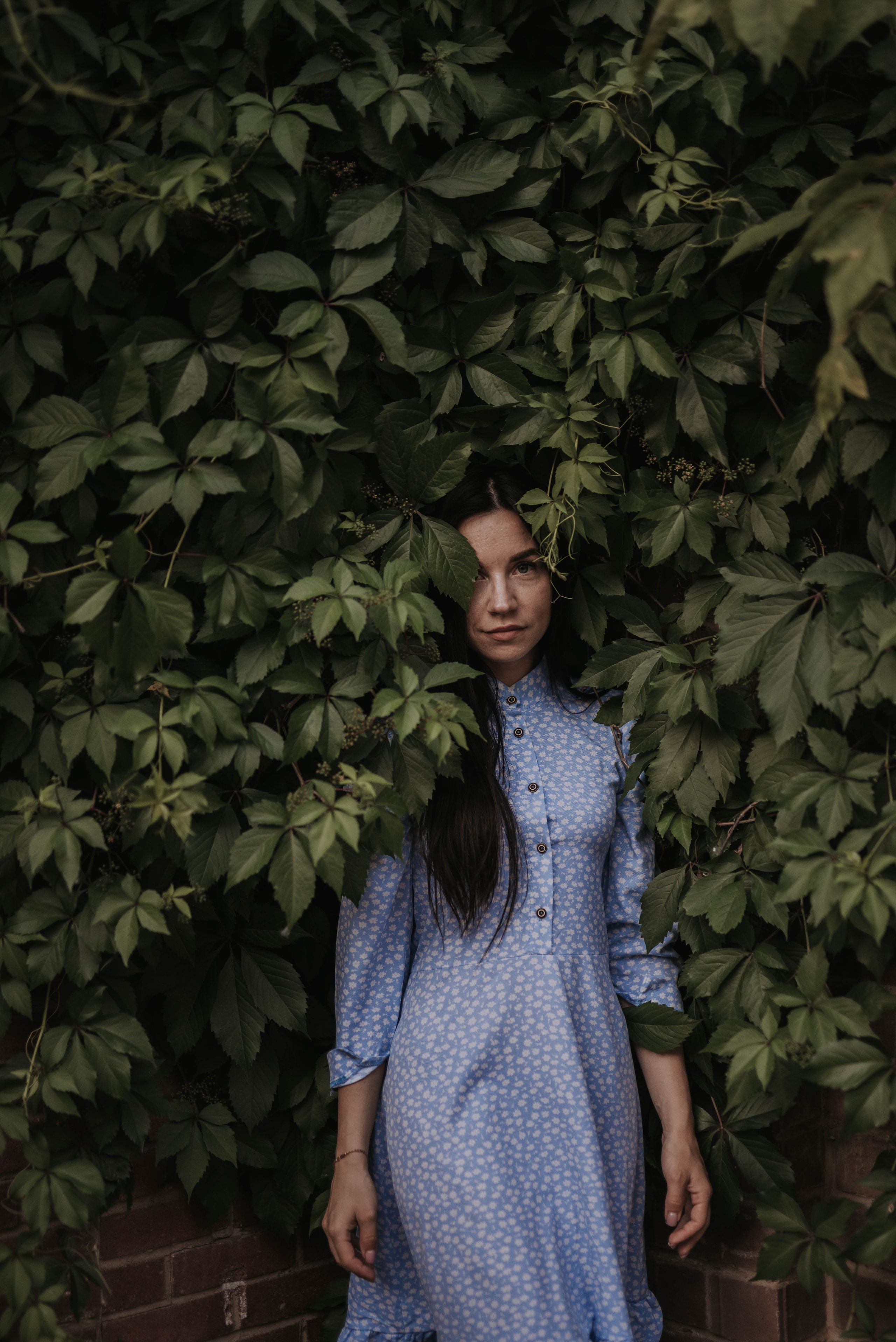 Фото в зелени, фотограф СПб, фотопрогулки СПб