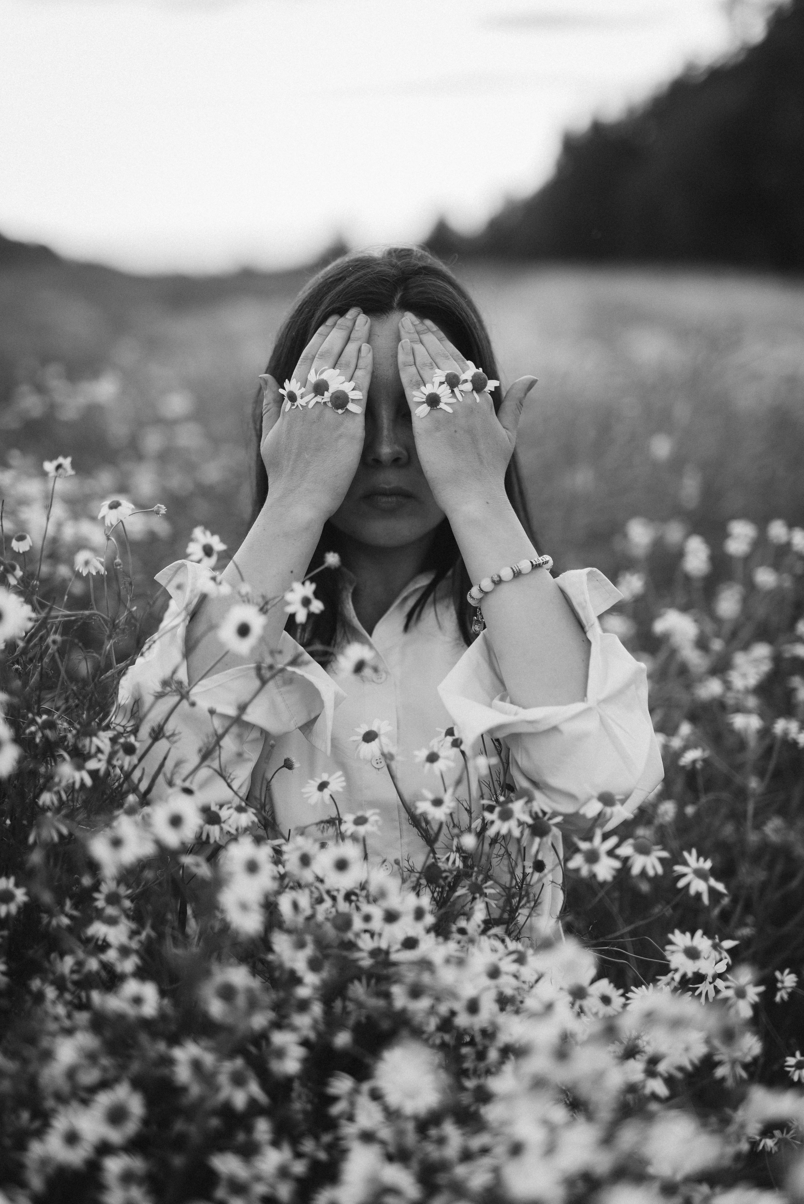 Фото в поле, фото с ромашками, портрет в поле