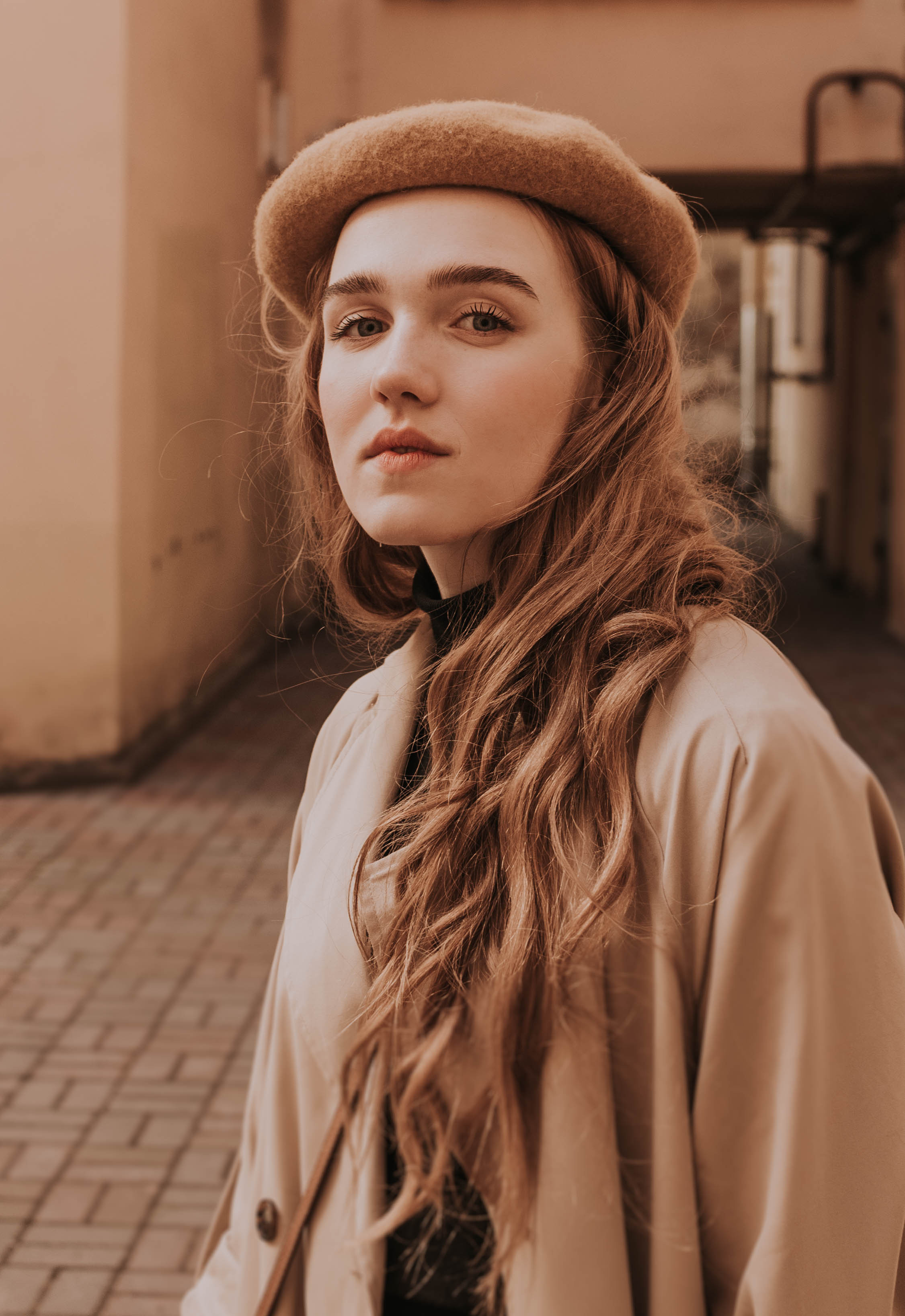 Фотопрогулки СПб, дворы Питера, фотограф Спб, фото актеров СПб