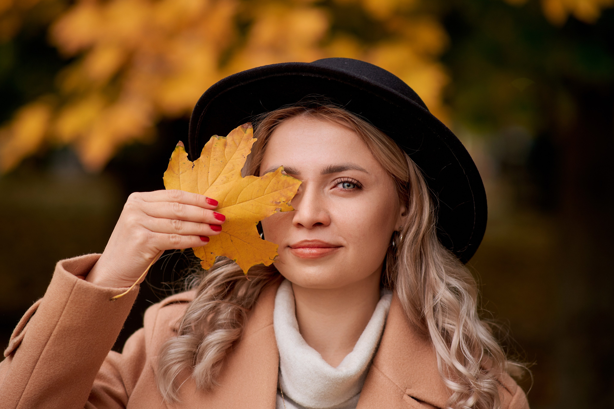 Осенняя прогулка мамы с сыном. Фотограф Таганрог Анна Трайжон