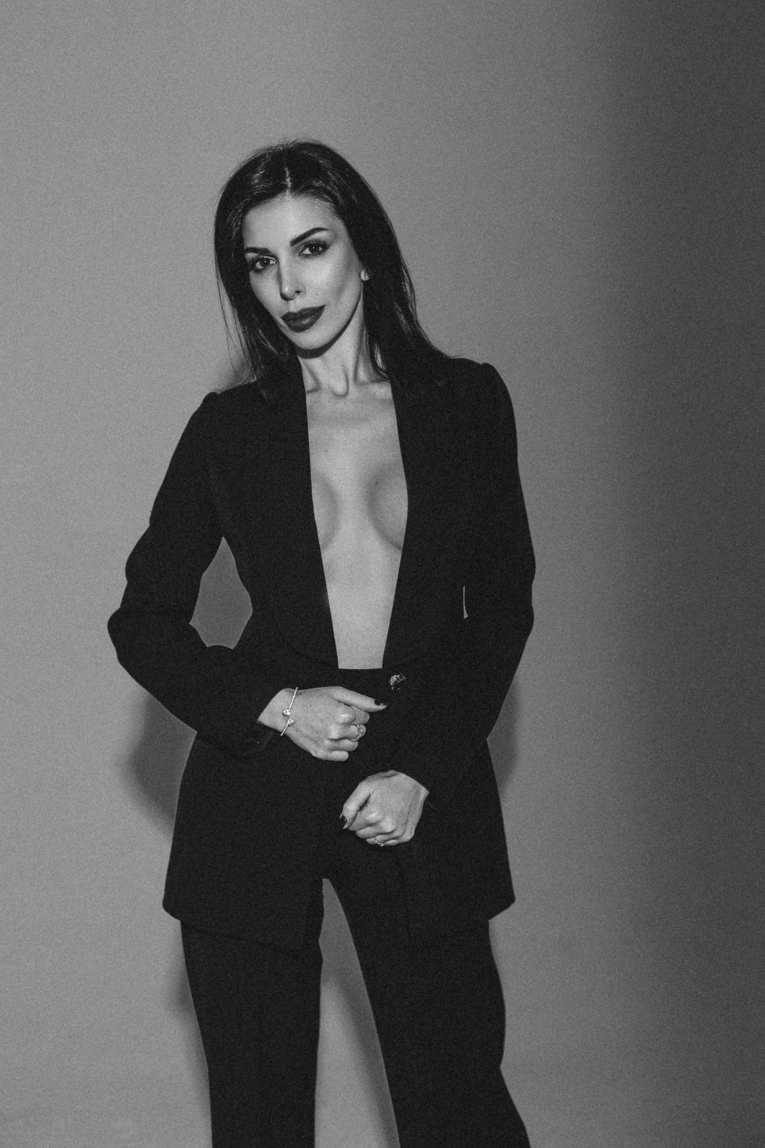 МАРИНА. Я фотограф из Москвы к Вашим услугам