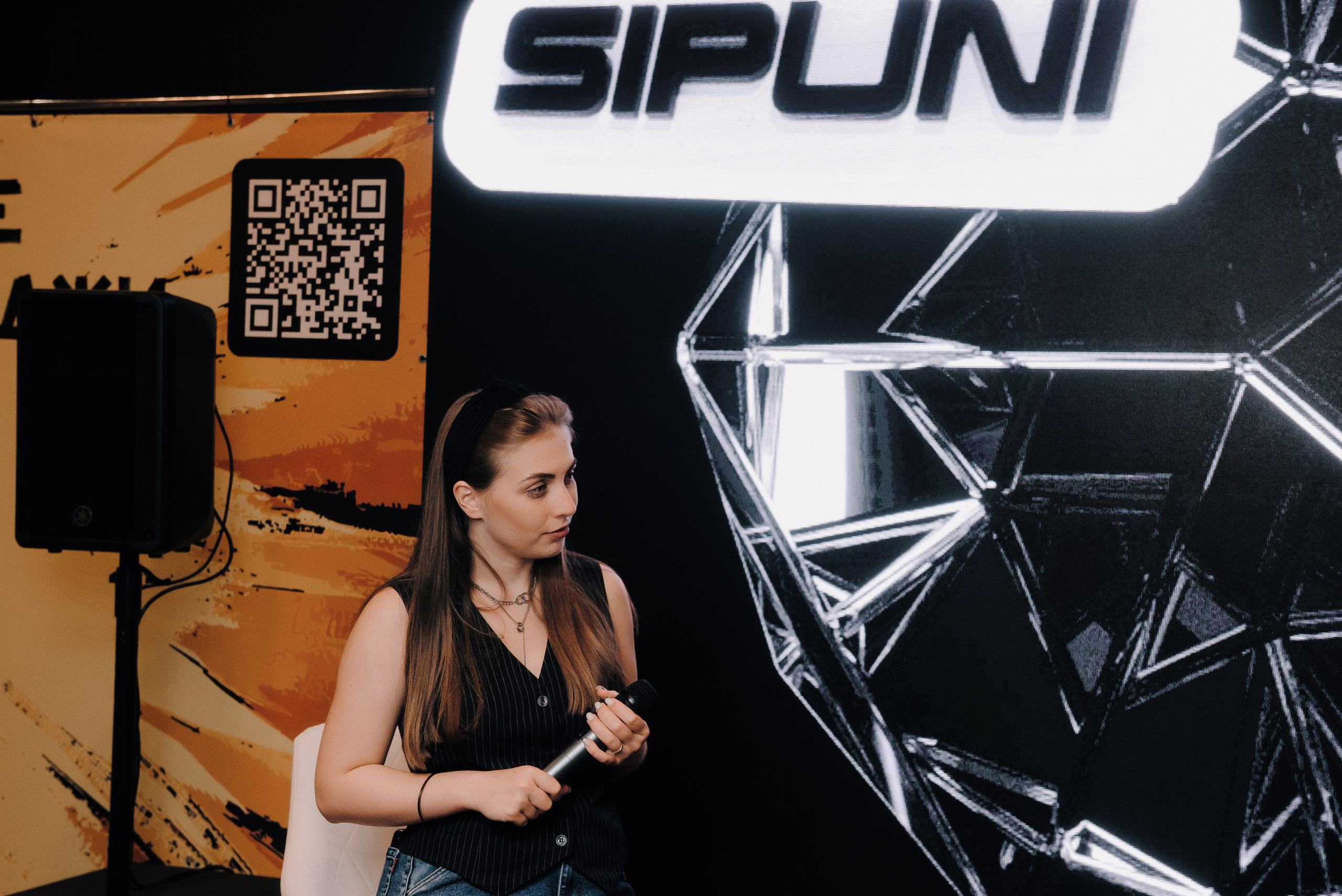 КОНФЕРЕНЦИЯ AMO CRM SIPUNI. Репортажный фотограф Зуев Роман г. Челябинск