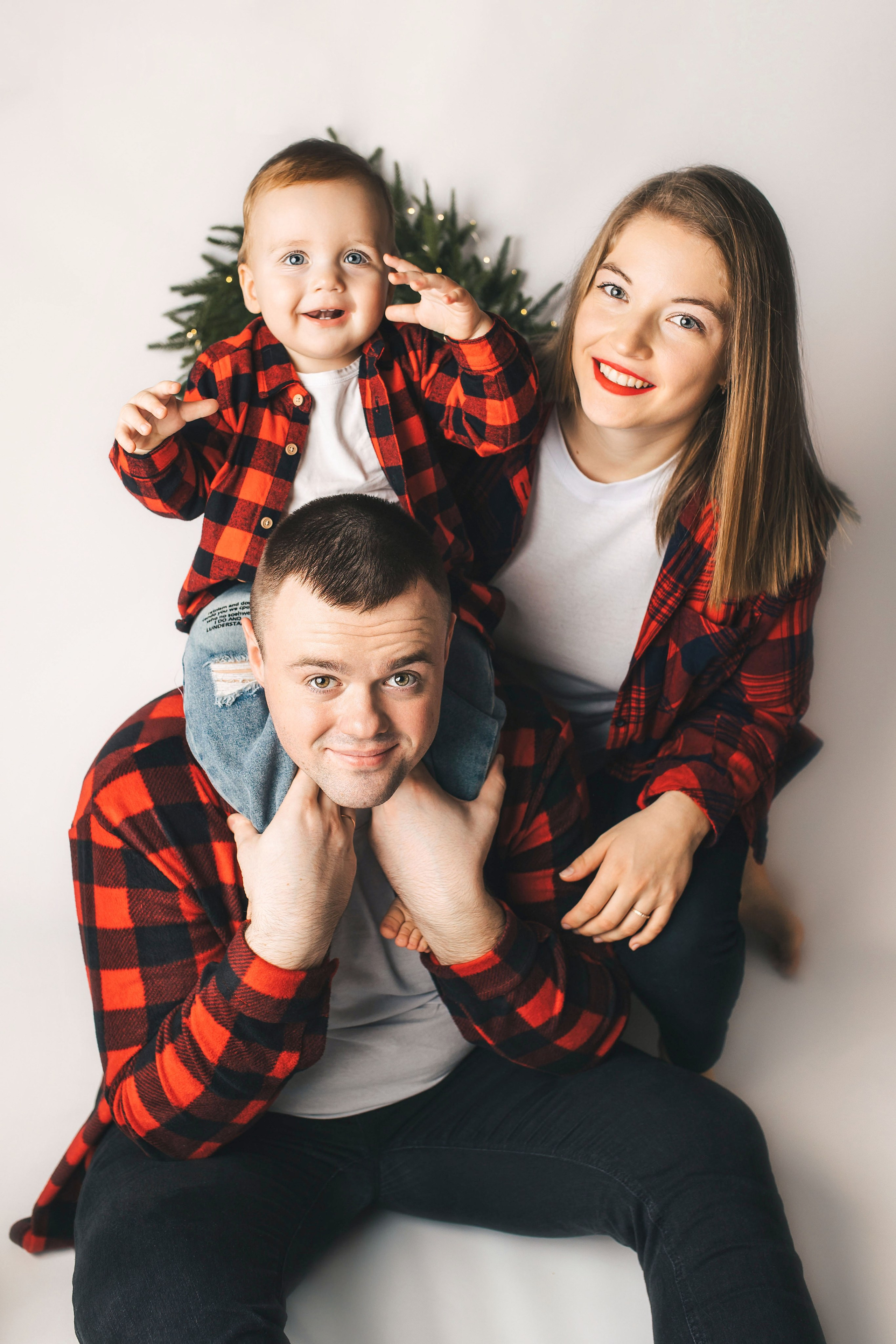 Семейные фото на годиках. Фотограф новорожденных Серпухов, Протвино, Москва I Марина Бурмистрова