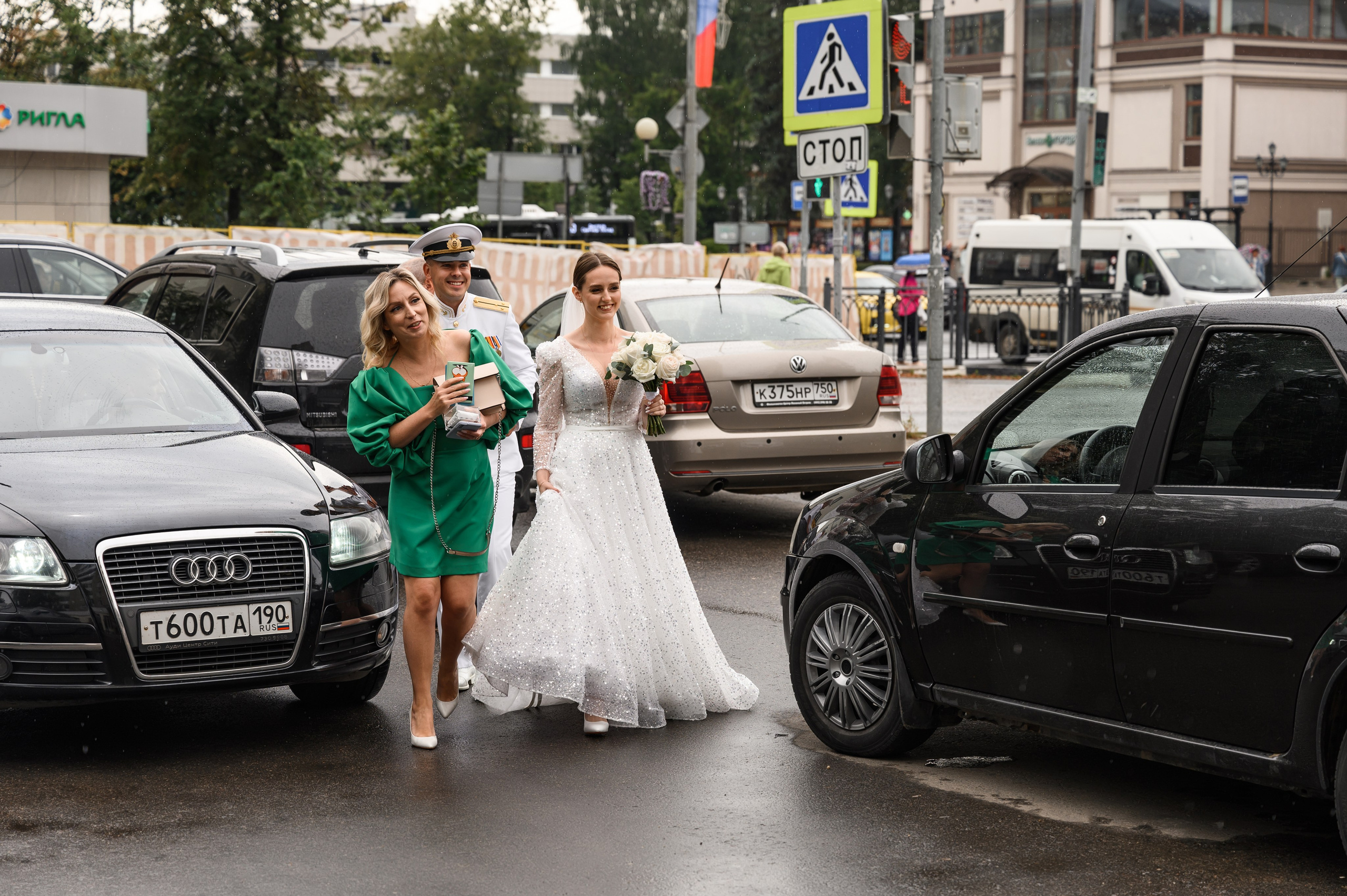 Свадьба «Келарская набережная» Сергиев-Посад. Свадебный фотограф Москва Юрий Кульман