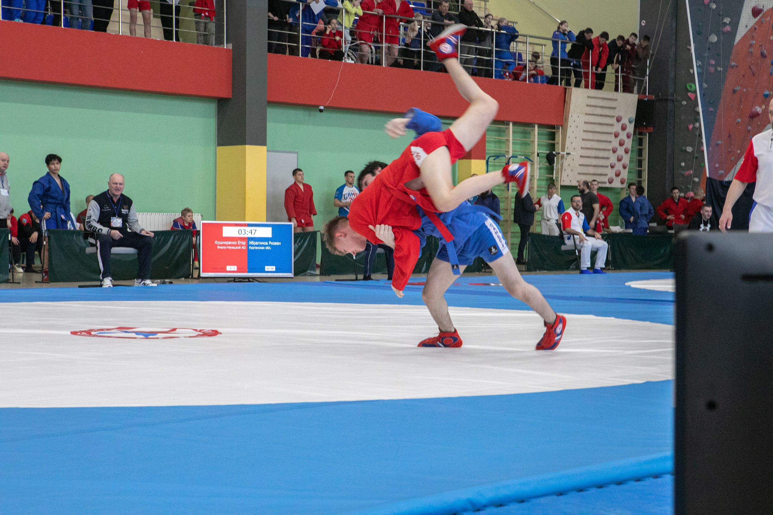 Самбо. Фотограф Губкинского