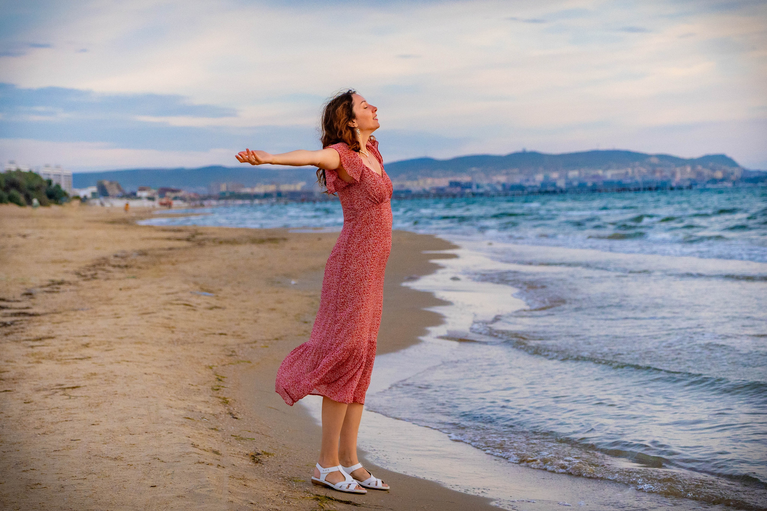 Фотоссесия в Анапе на пляже в октябре. Семейный и детский фотограф Екатерина Черняева. Снимаю портреты, love story, фотопрогулки, работаю на улице, в кафе, студии, дома у клиента