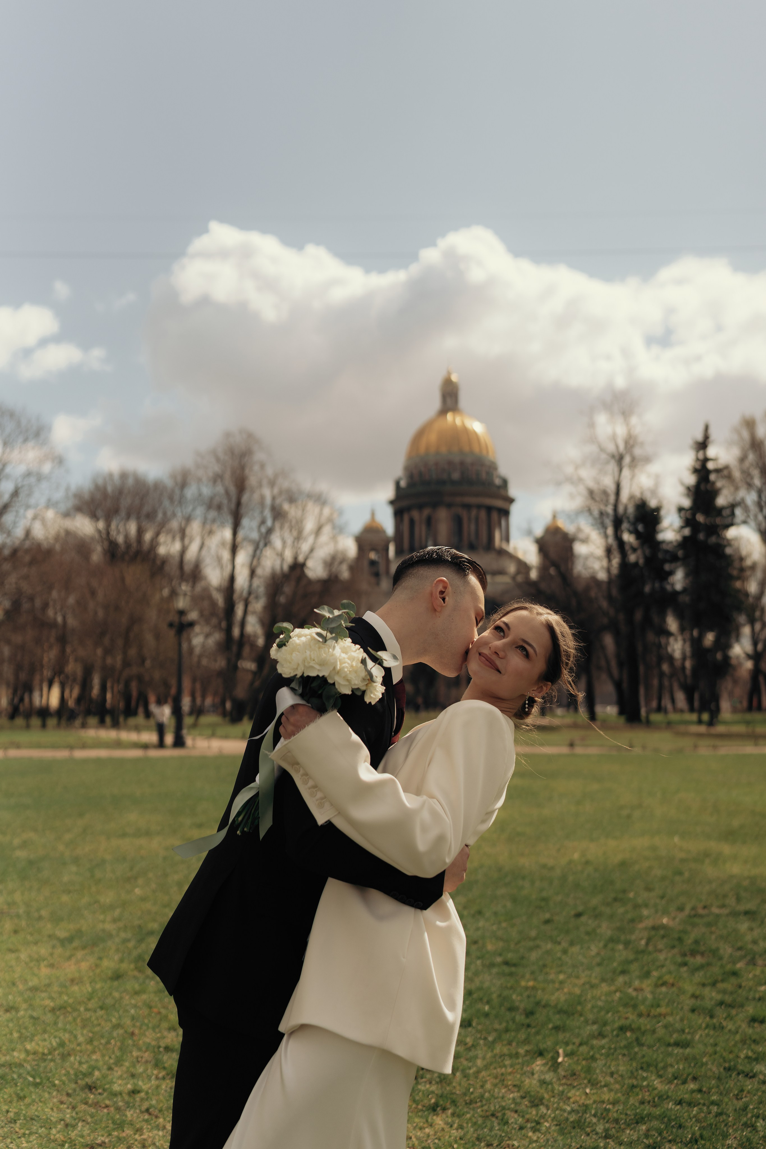 Даниил и Владислава. Hmliber — фотограф и контент-креатор из Петербурга