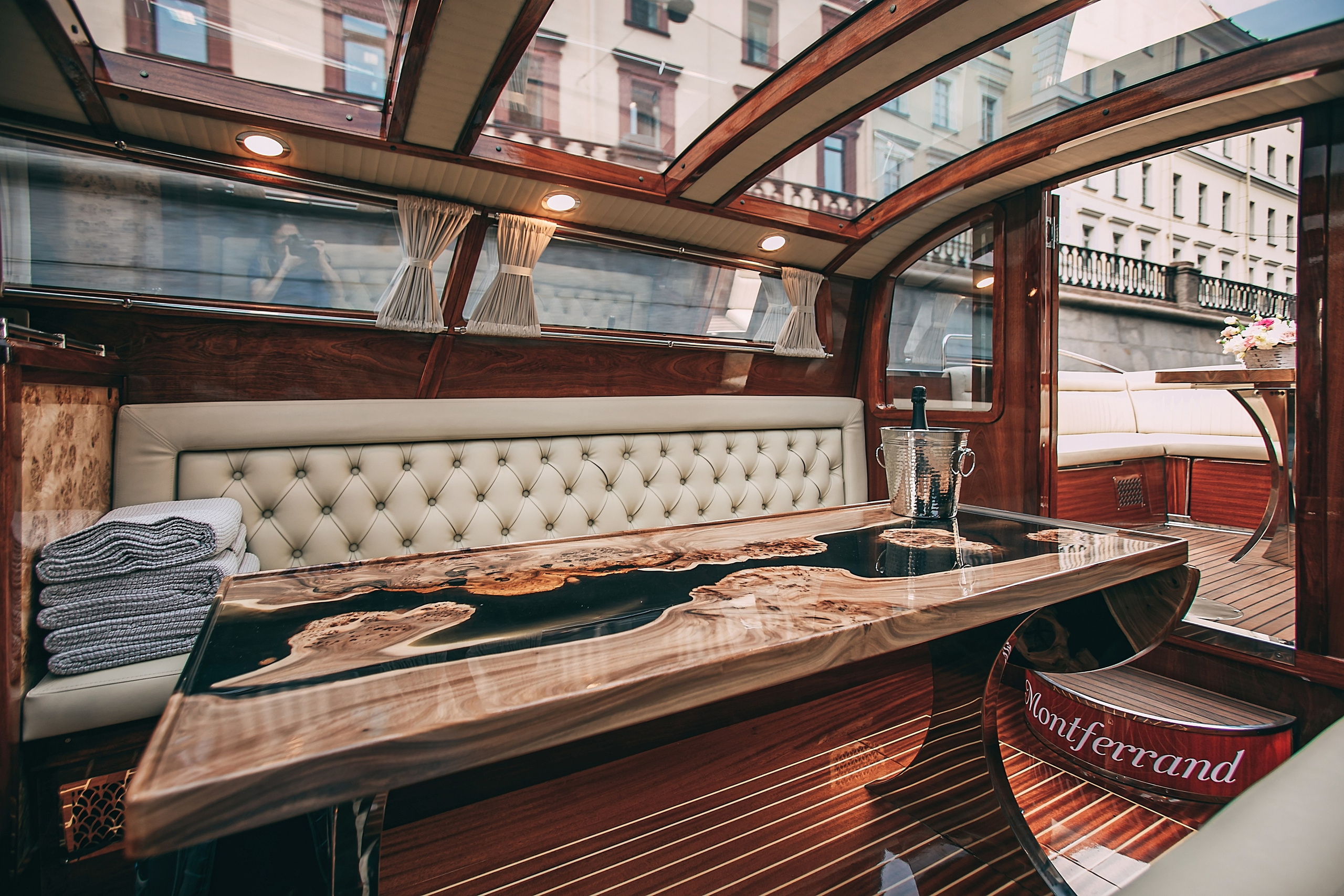 Катер «Montferrand». SPB Rent Boats|аренда катеров и теплоходов