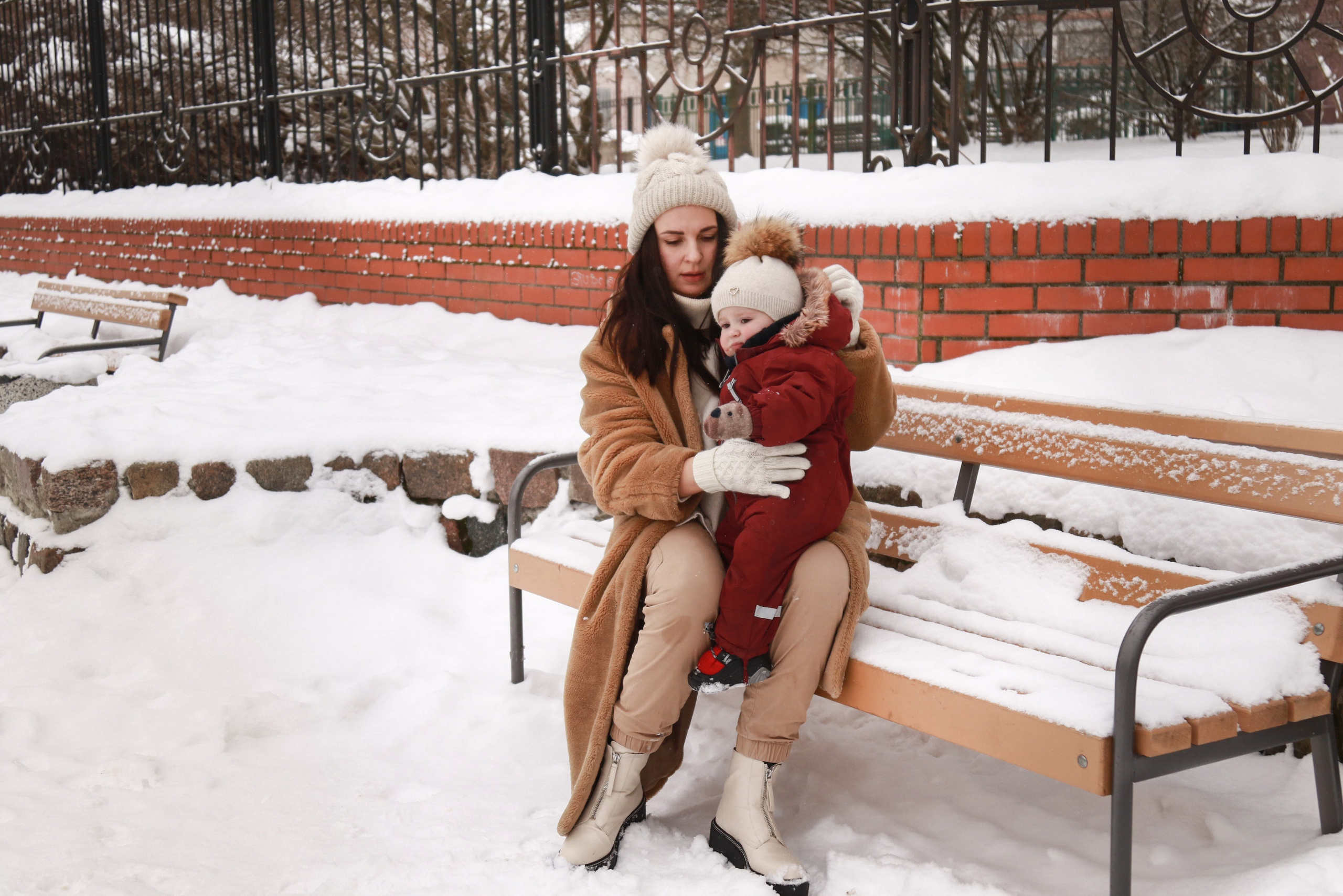 Красотки на снежной прогулке. Фотограф Зеленоградск Лиана Сопина