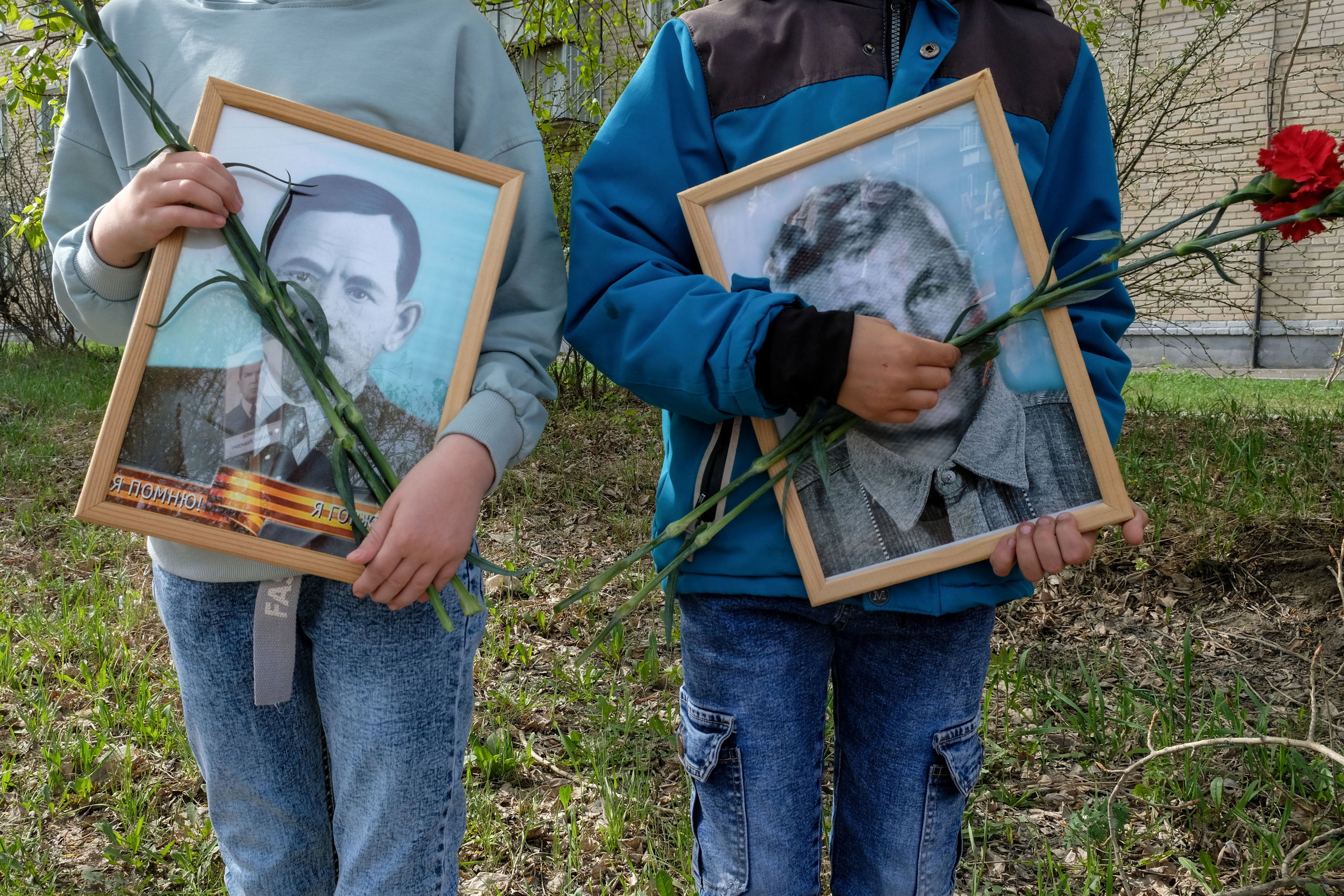 Два ноль два два. Alexey syrov / Visual artist