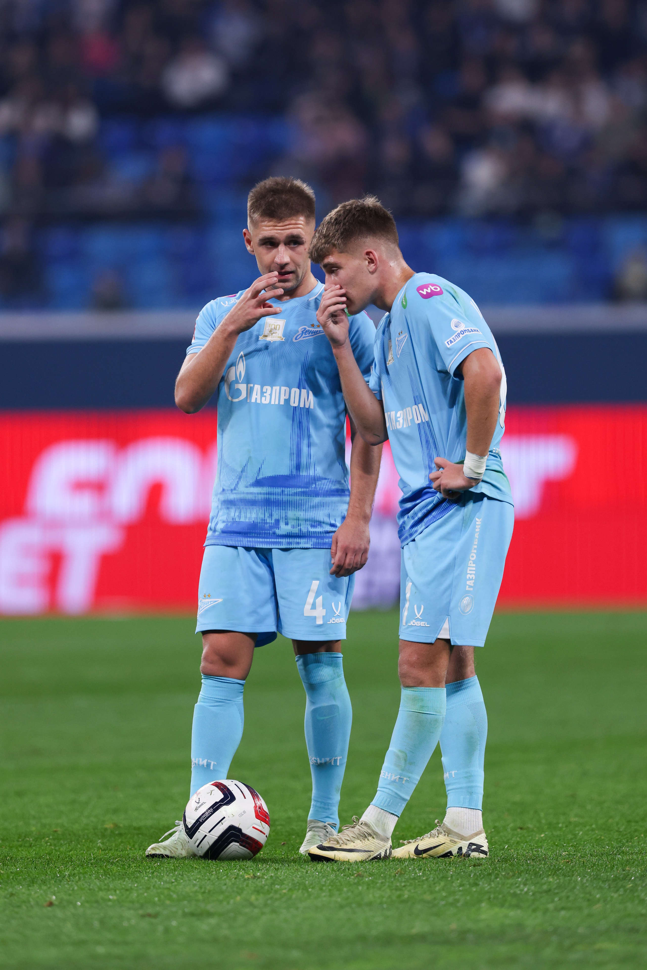 ФК Зенит -ФК Оренбург Fonbet Кубок России 2025/26. Спортивный и репортажный фотограф Антон Тереханов