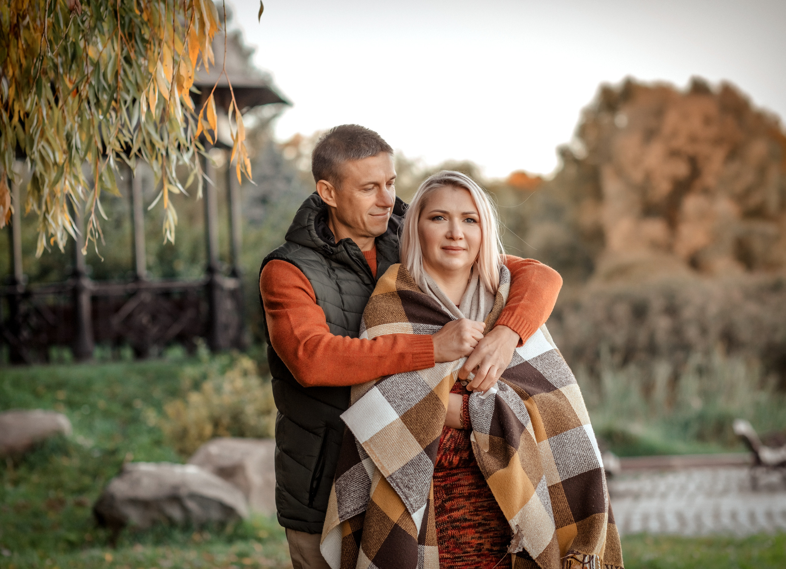 Выездные фотосессии. Съемка для влюбленных. Фотограф-стилист Крым Прокат одежды в Крыму. Фотосессии в Крыму