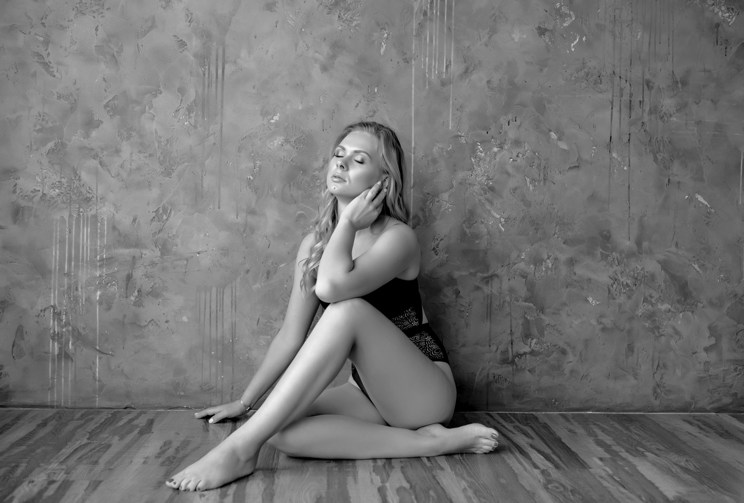 Будуарная фотосессия. Фотограф-стилист Крым Прокат одежды в Крыму. Фотосессии в Крыму